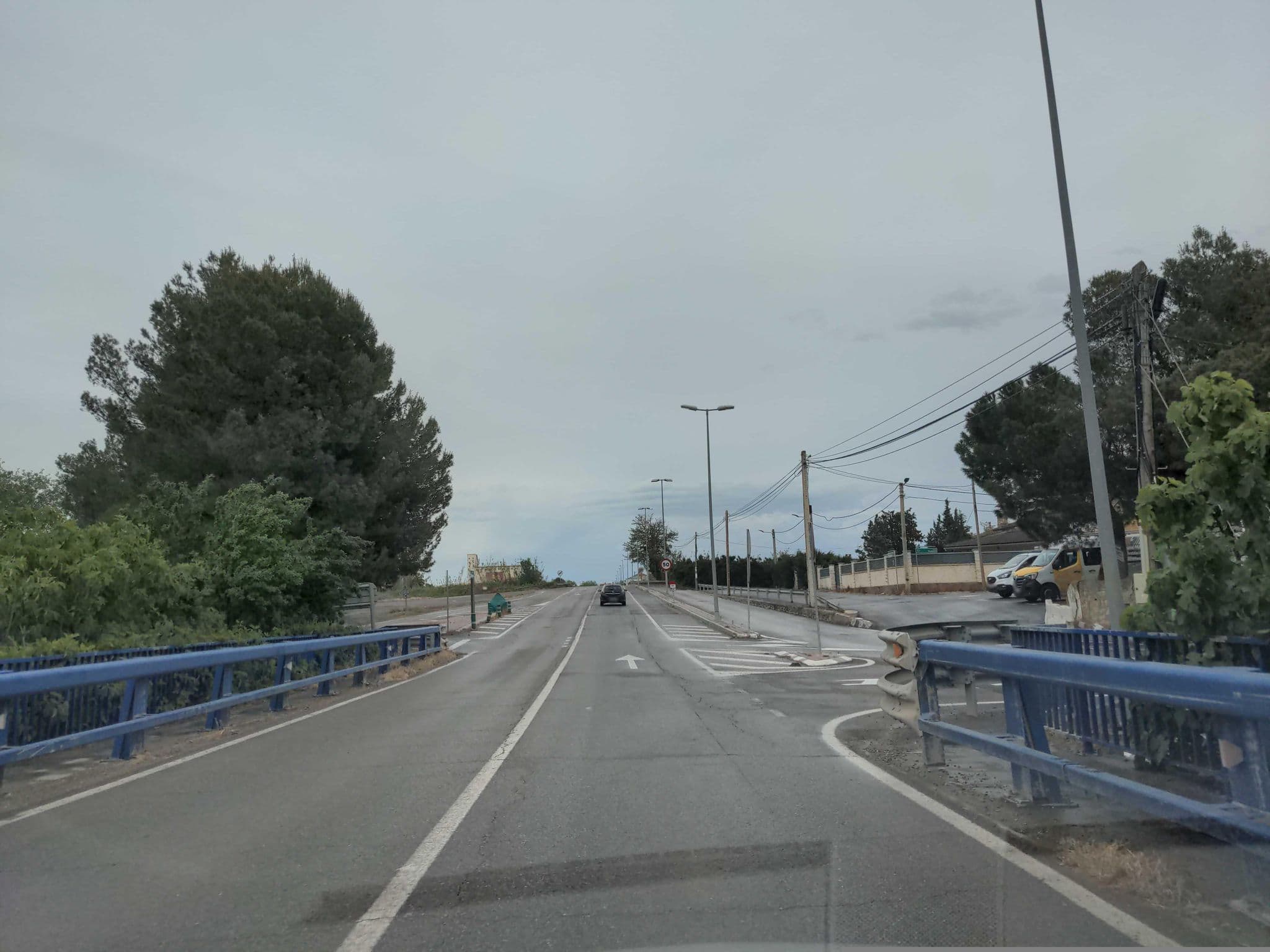 Street view near Hotel Restaurante Las Galias, Zuera — © msevilla00 (CC BY-SA · Mapillary)