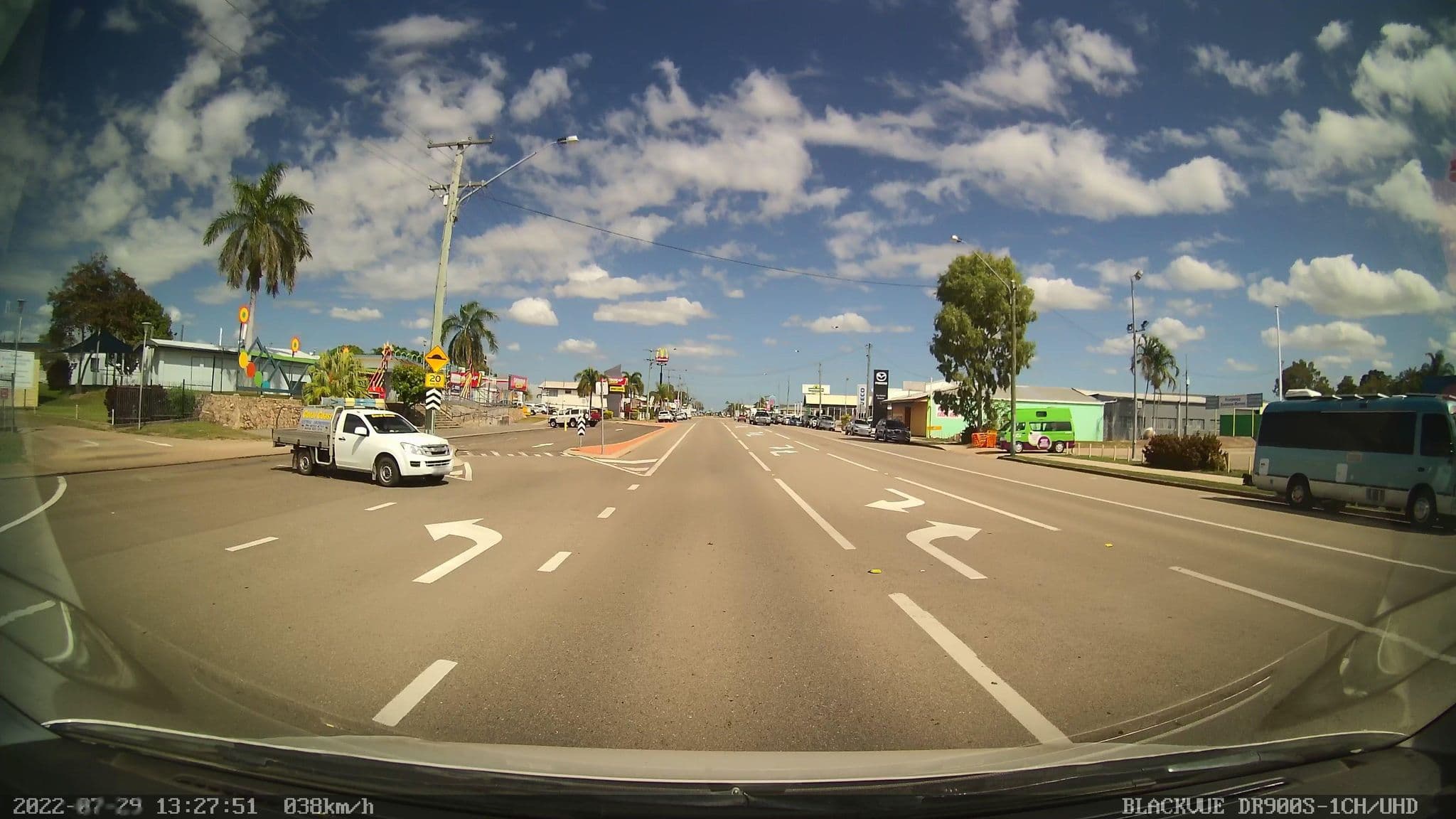 Street view near Burdekin Cascades Caravan Park, Ayr — © bob3bob3 (CC BY-SA · Mapillary)