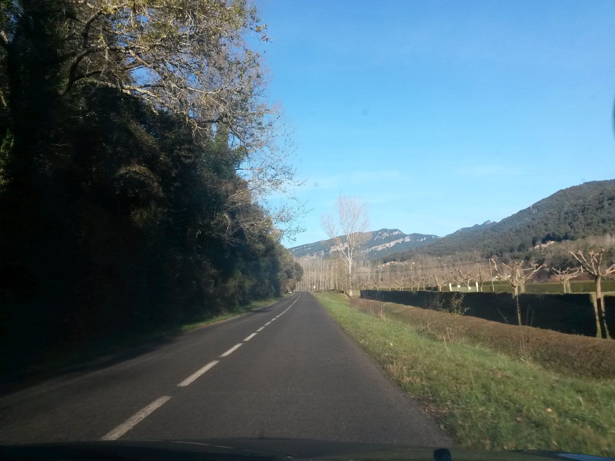 Street view near Terreny d'acampada La Planta, les Planes d'Hostoles — © xevi (CC BY-SA · Mapillary)
