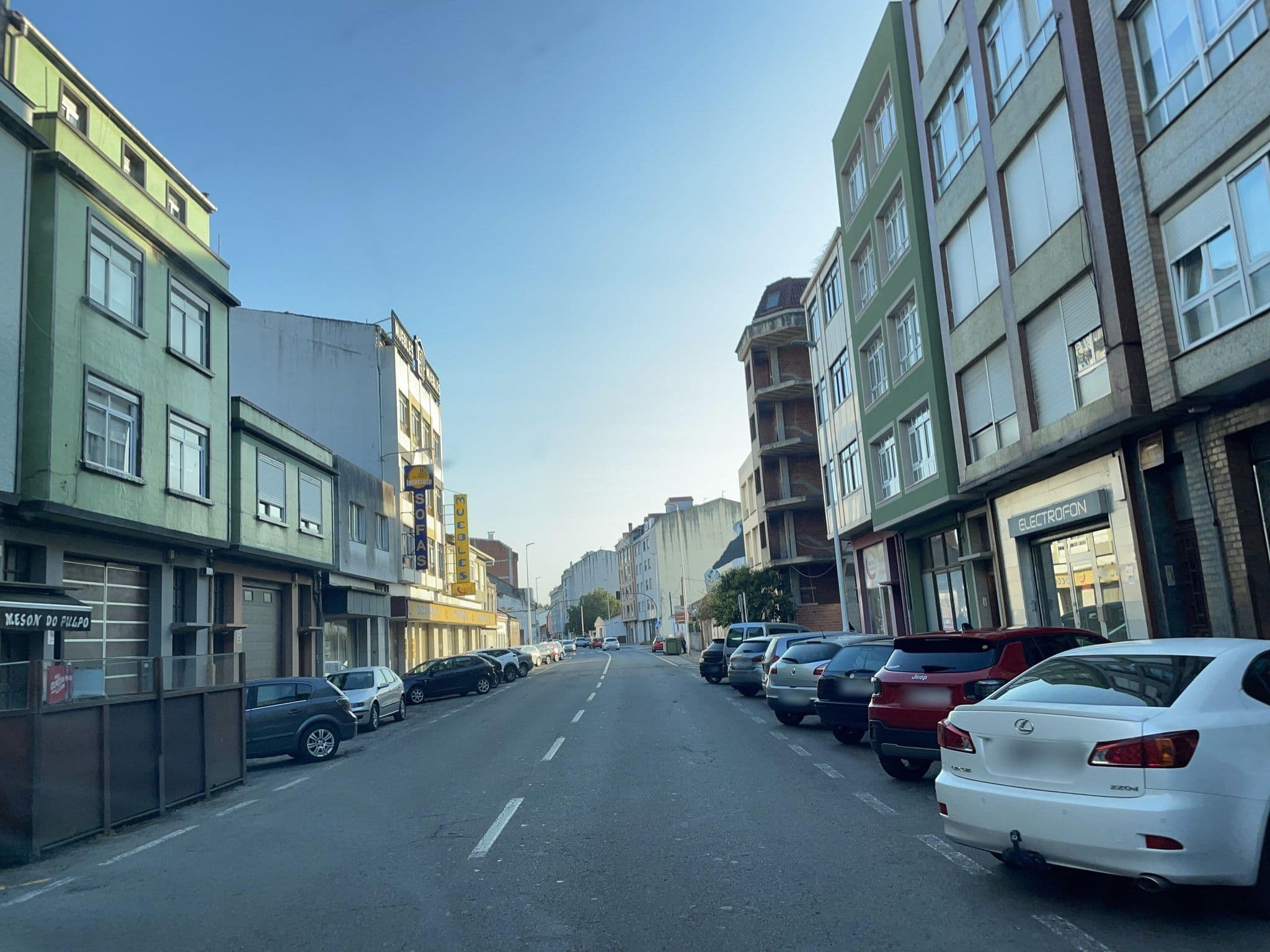 Street view near Pensión Rama, Carballo — © seraq (CC BY-SA · Mapillary)