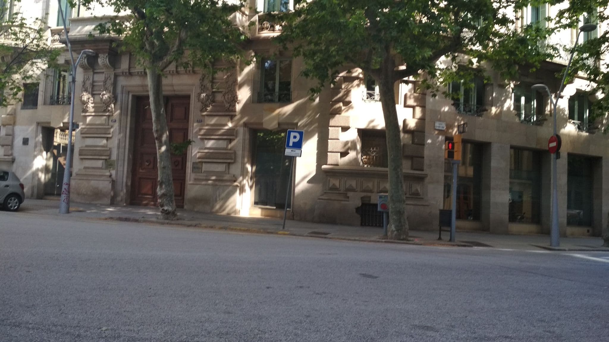 Street view near Romm Mate Gerard, Fort Pienc — © toniserra (CC BY-SA · Mapillary)