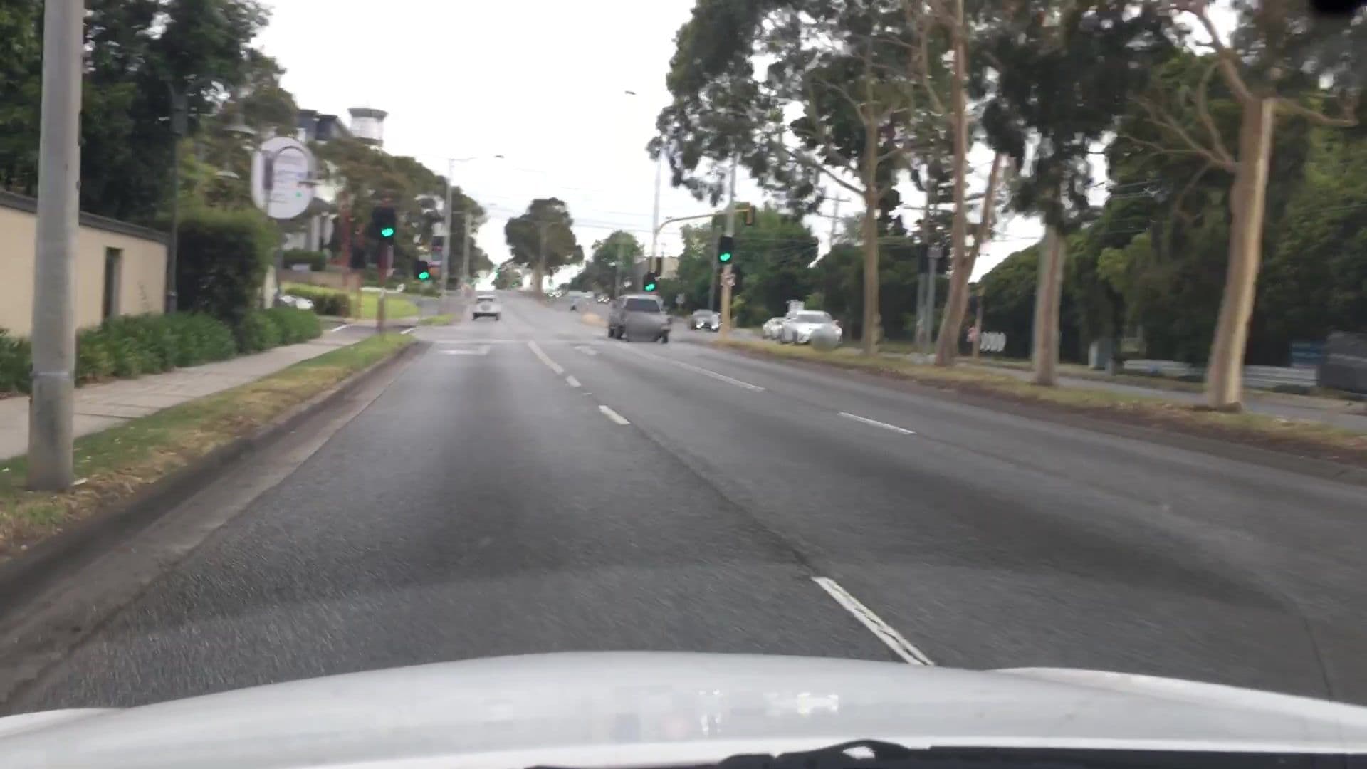 Street view near The Waverley International Hotel, Glen Waverley — © lvl5 (CC BY-SA · Mapillary)