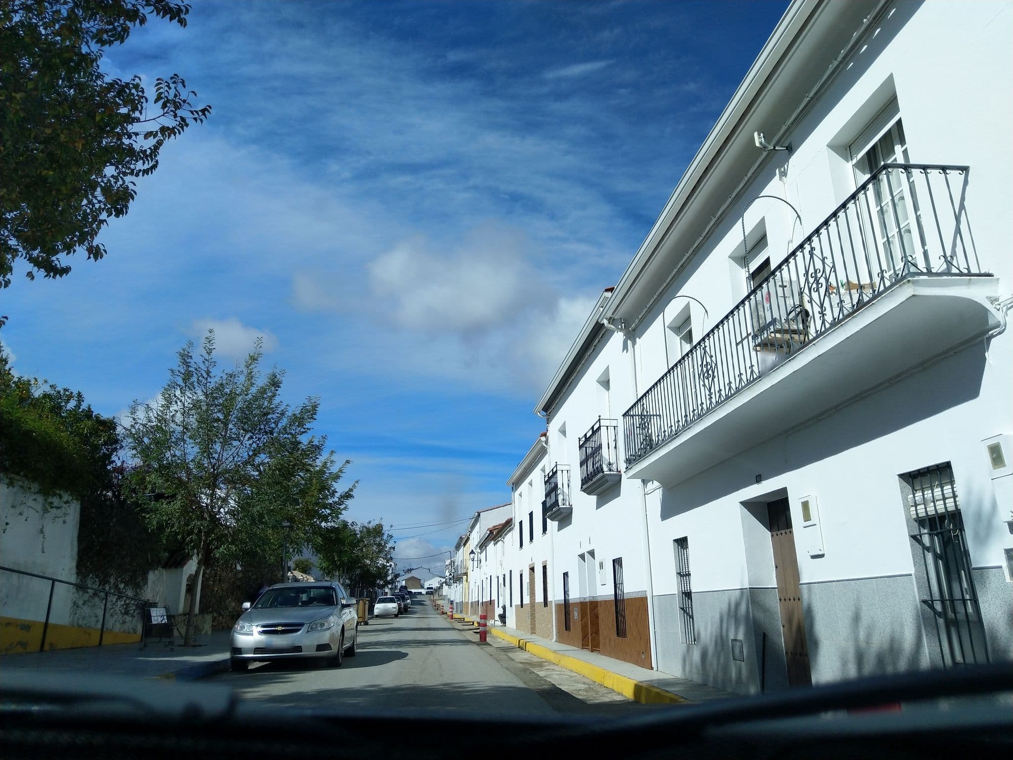 Street view near Hospedería La Verea, Ahillones — © adrigrillo (CC BY-SA · Mapillary)