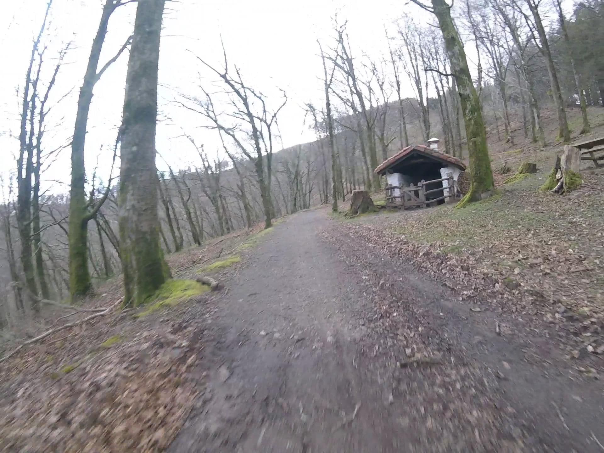 Street view near Ezpalaurgiko borda, Astigarraga — © mikelo (CC BY-SA · Mapillary)