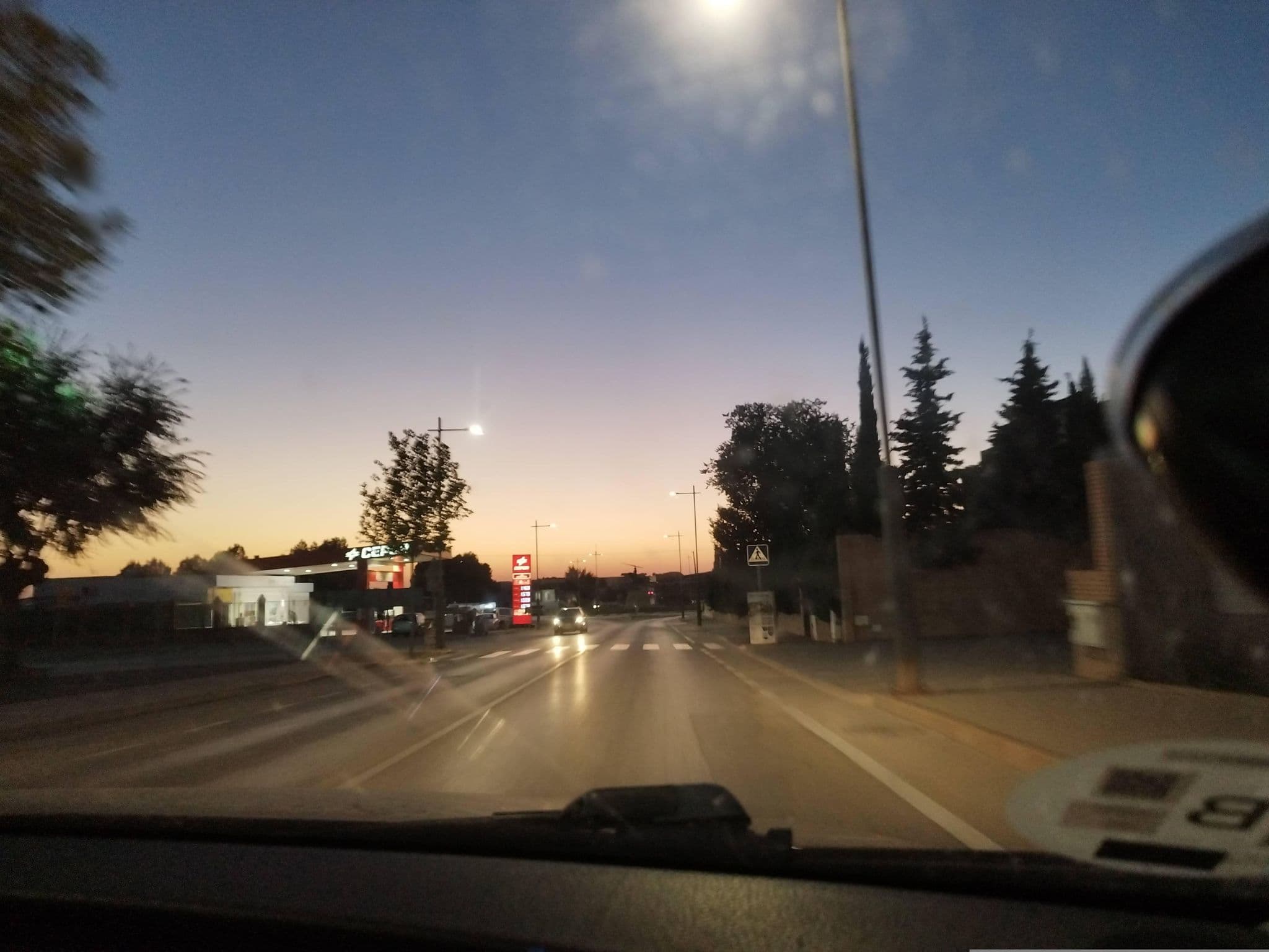 Street view near Hostal Restaurante San Jorge, La Solana — © njc13 (CC BY-SA · Mapillary)