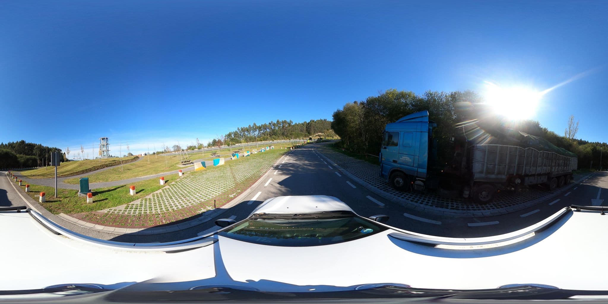Street view near Área de autocaravanas Cabezón de la Sal, Cabezón de la Sal — © alvacmri (CC BY-SA · Mapillary)