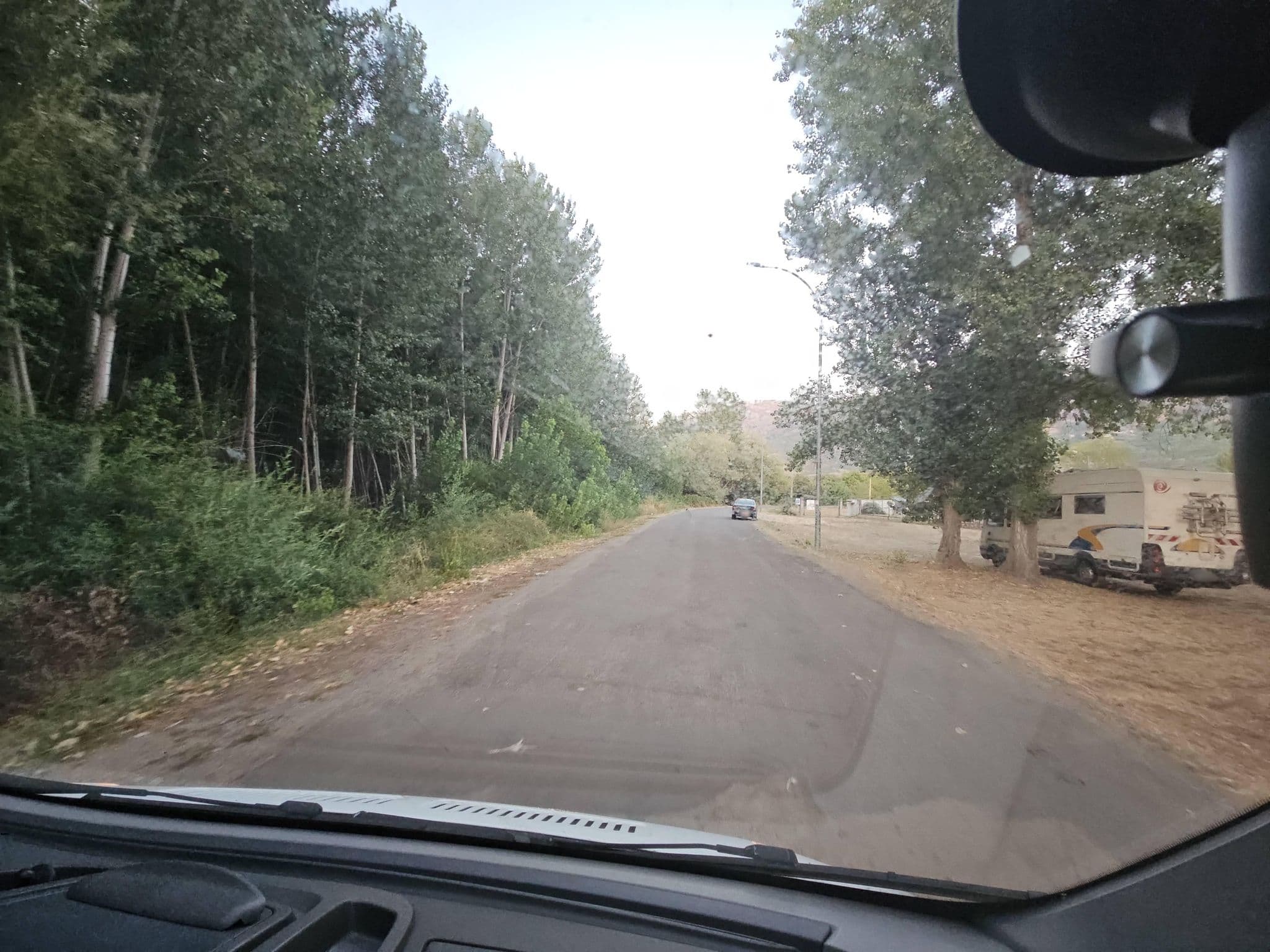 Street view near Área de Autocaravanas do Aguillón, Petín — © Ralvar (CC BY-SA · Mapillary)