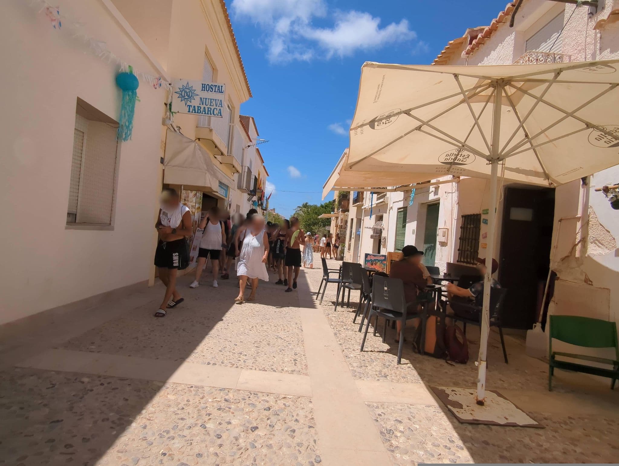 Street view near Hostal Nueva Tabarca, Santa Pola — © miguel_andrade (CC BY-SA · Mapillary)