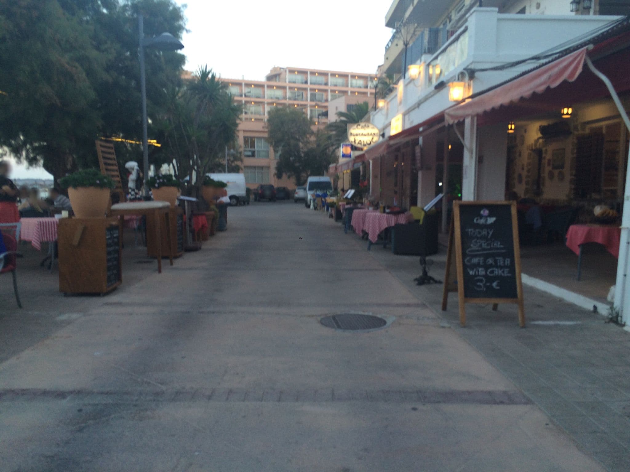 Street view near Ilusión Moreyo, Cala Millor