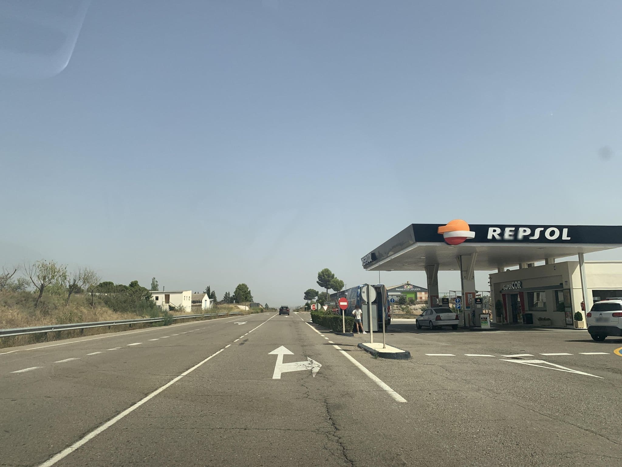 Street view near Hostal Restaurante El Pueyo, Belchite — © robot8a (CC BY-SA · Mapillary)