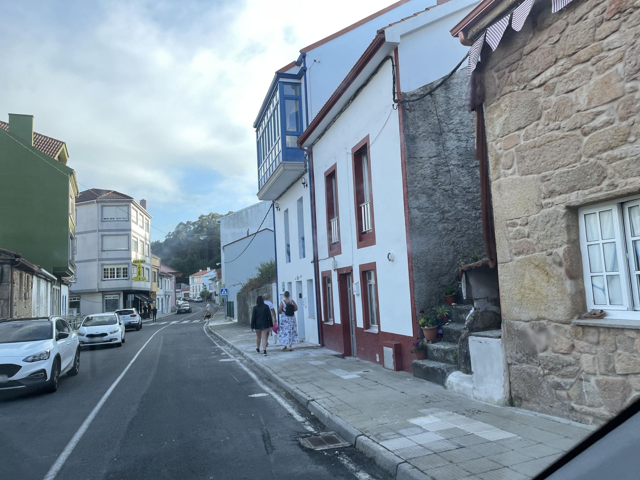 Street view near Casa Ruchelo, Laxe — © seraq (CC BY-SA · Mapillary)