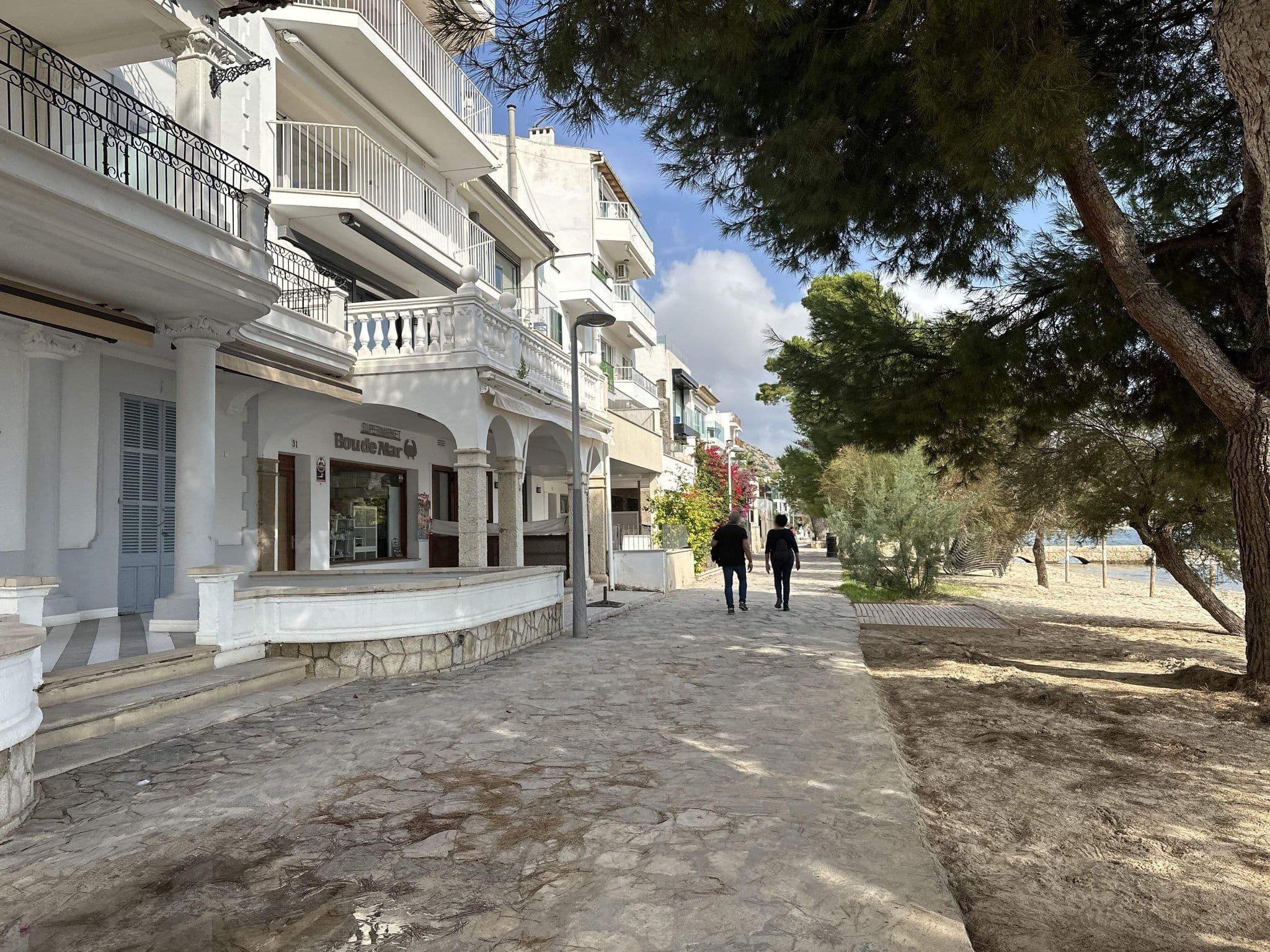 Street view near Bahía, Port de Pollença — © asturksever (CC BY-SA · Mapillary)