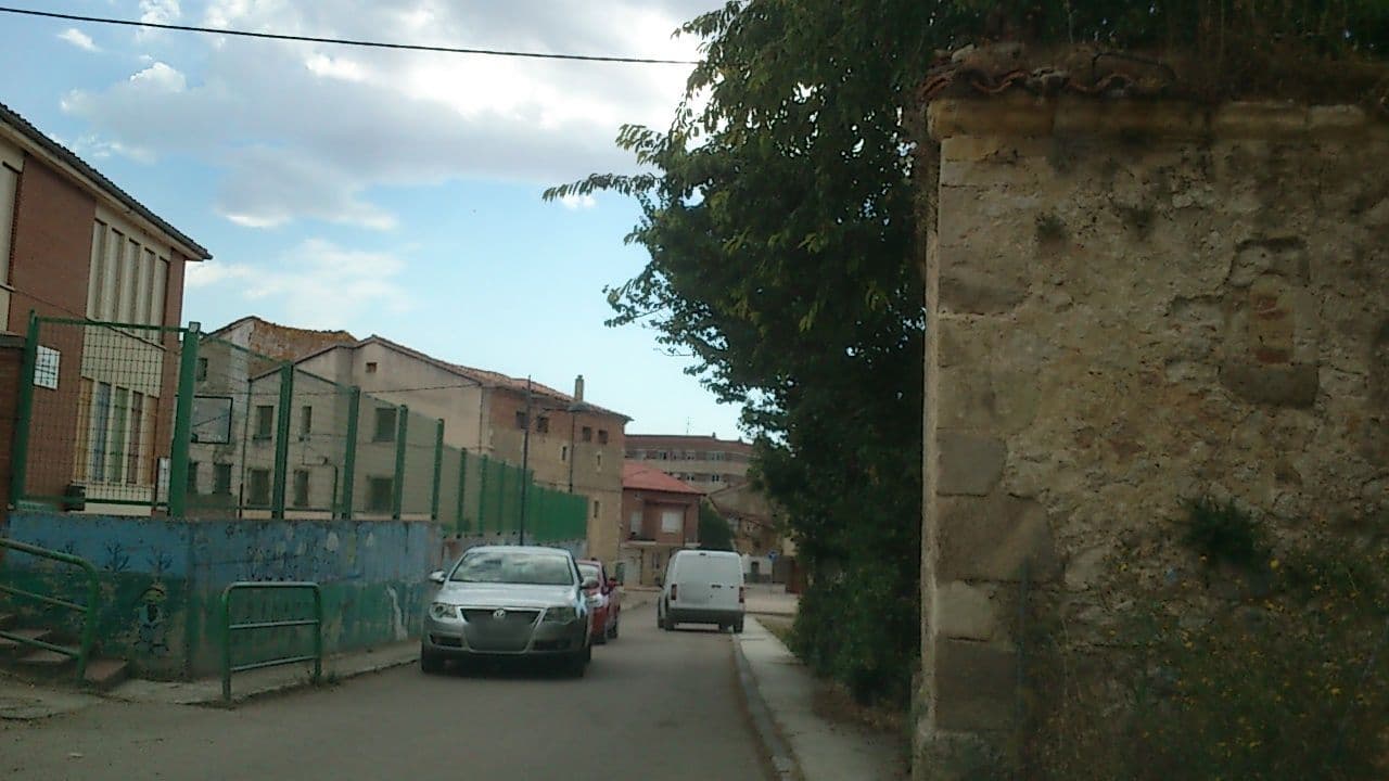 Street view near El Priorato, Trespaderne — © msevilla00 (CC BY-SA · Mapillary)