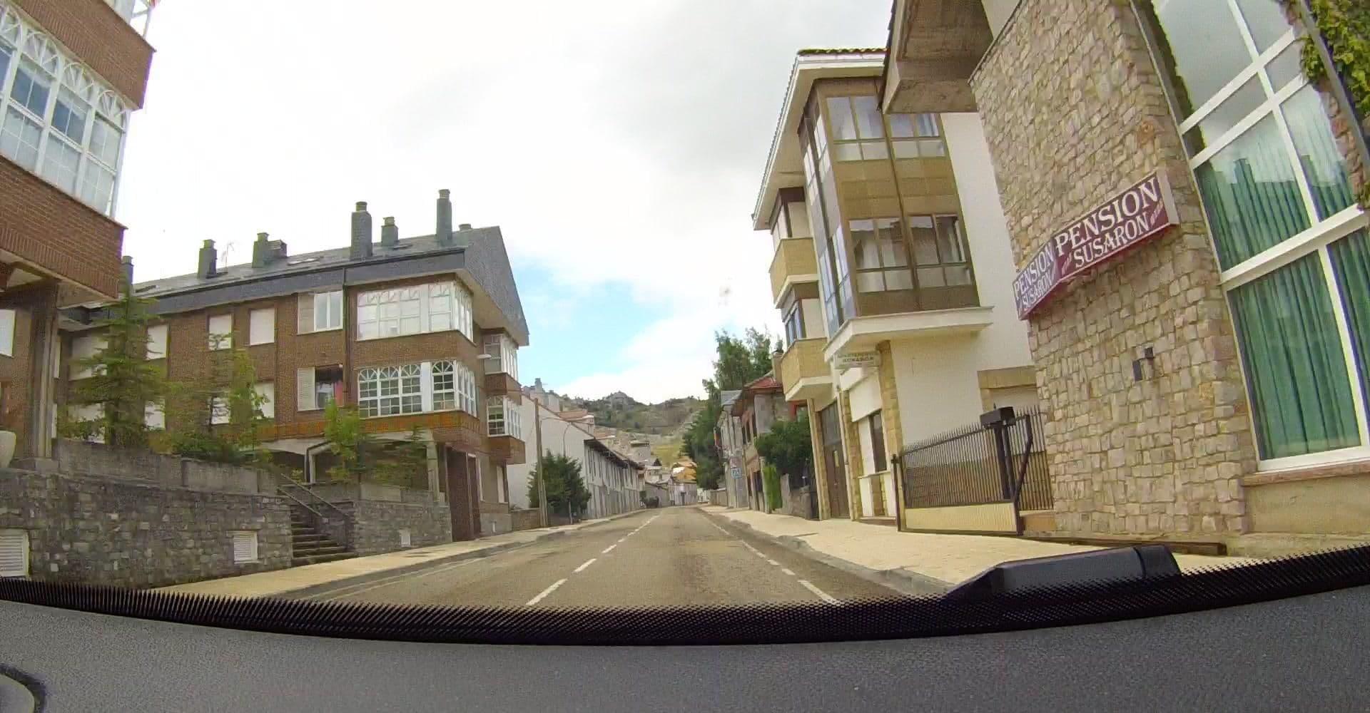 Street view near Pensión Susaron, Boñar — © VincentVE (CC BY-SA · Mapillary)