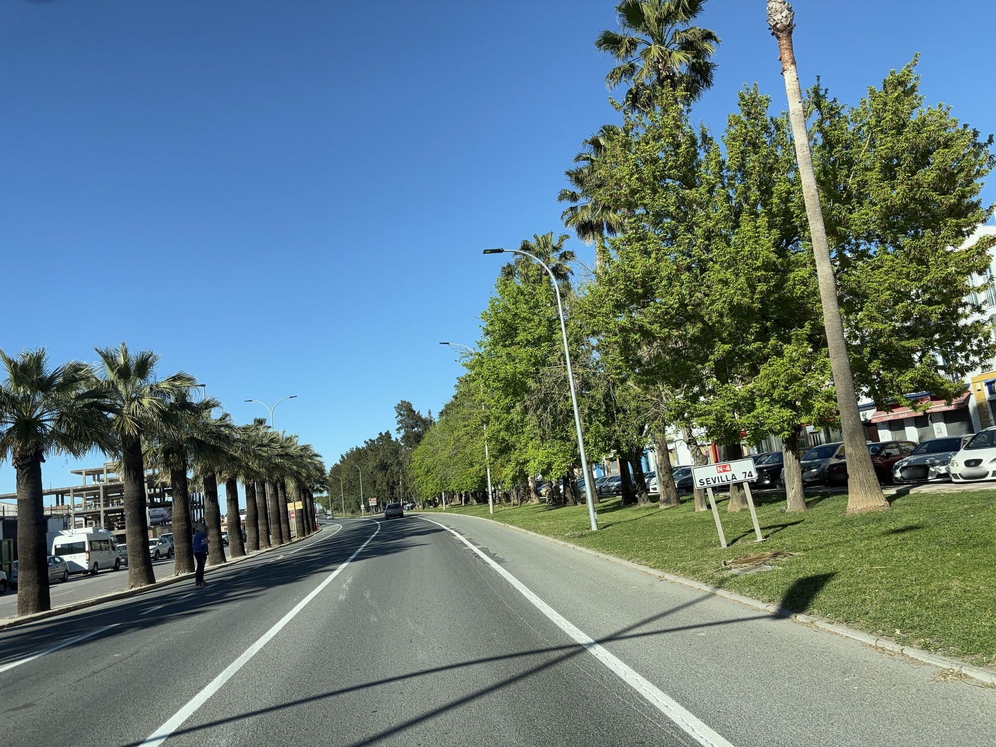 Street view near Hotel-Restaurante Vía Sevilla-Cádiz, El Cuervo — © seraq (CC BY-SA · Mapillary)