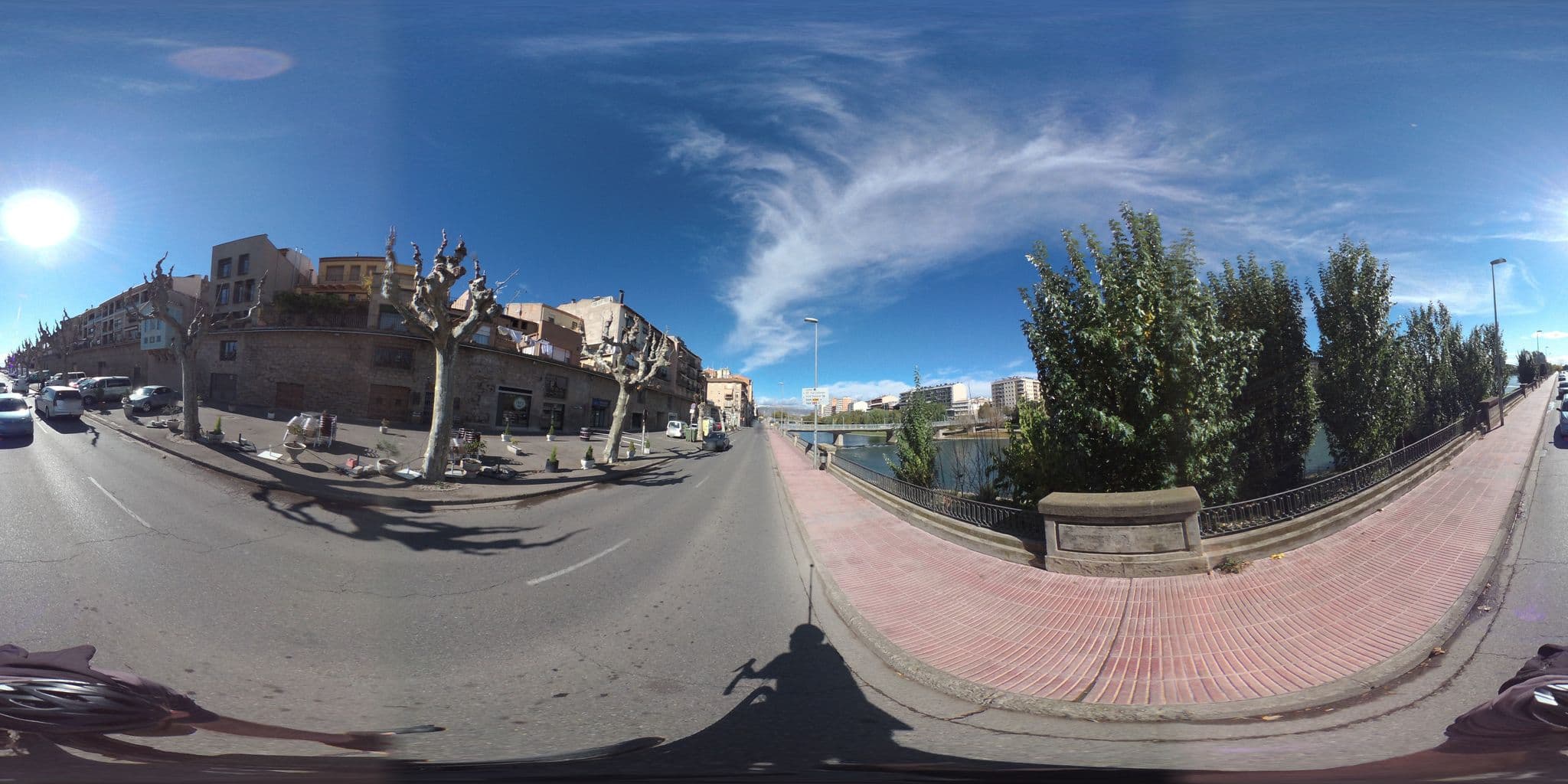 Street view near Lo Palauet de la Muralla, Balaguer — © geovelo (CC BY-SA · Mapillary)