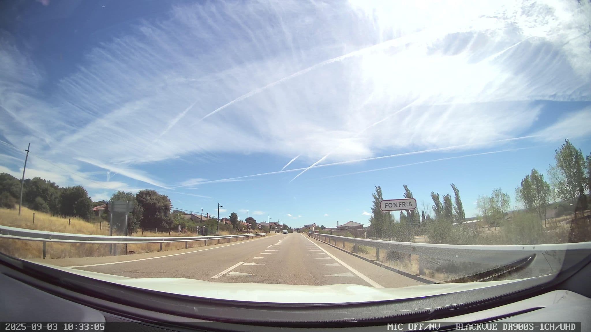 Street view near Área de Autocaravanas de Fonfría, Fonfría — © sanjorgepinho (CC BY-SA · Mapillary)