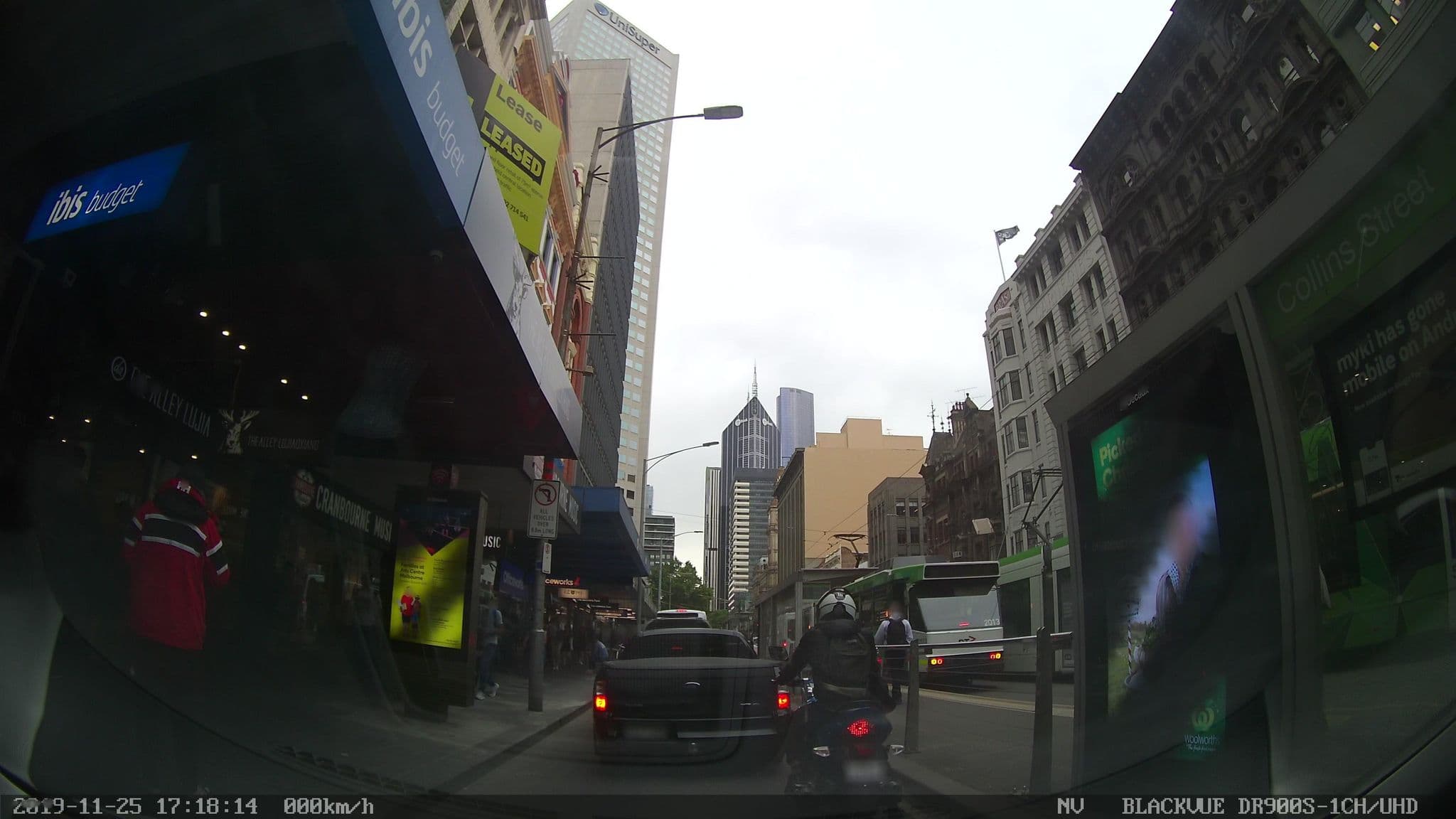 Street view near Ibis Budget, Melbourne — © eneerhut (CC BY-SA · Mapillary)