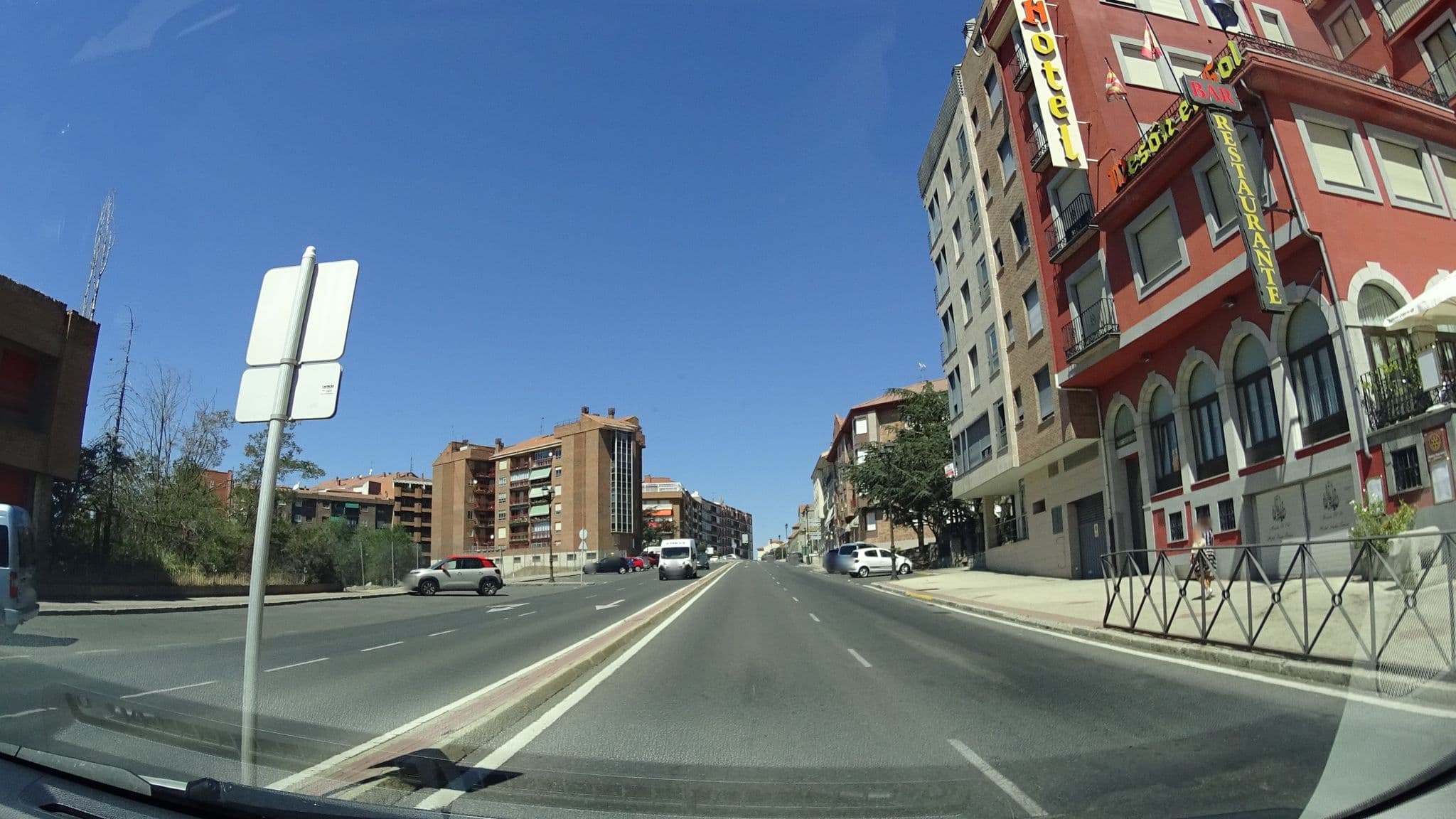 Street view near Mesón El Sol y Hotel Santa Teresa SL, Ávila — © robertogeb (CC BY-SA · Mapillary)