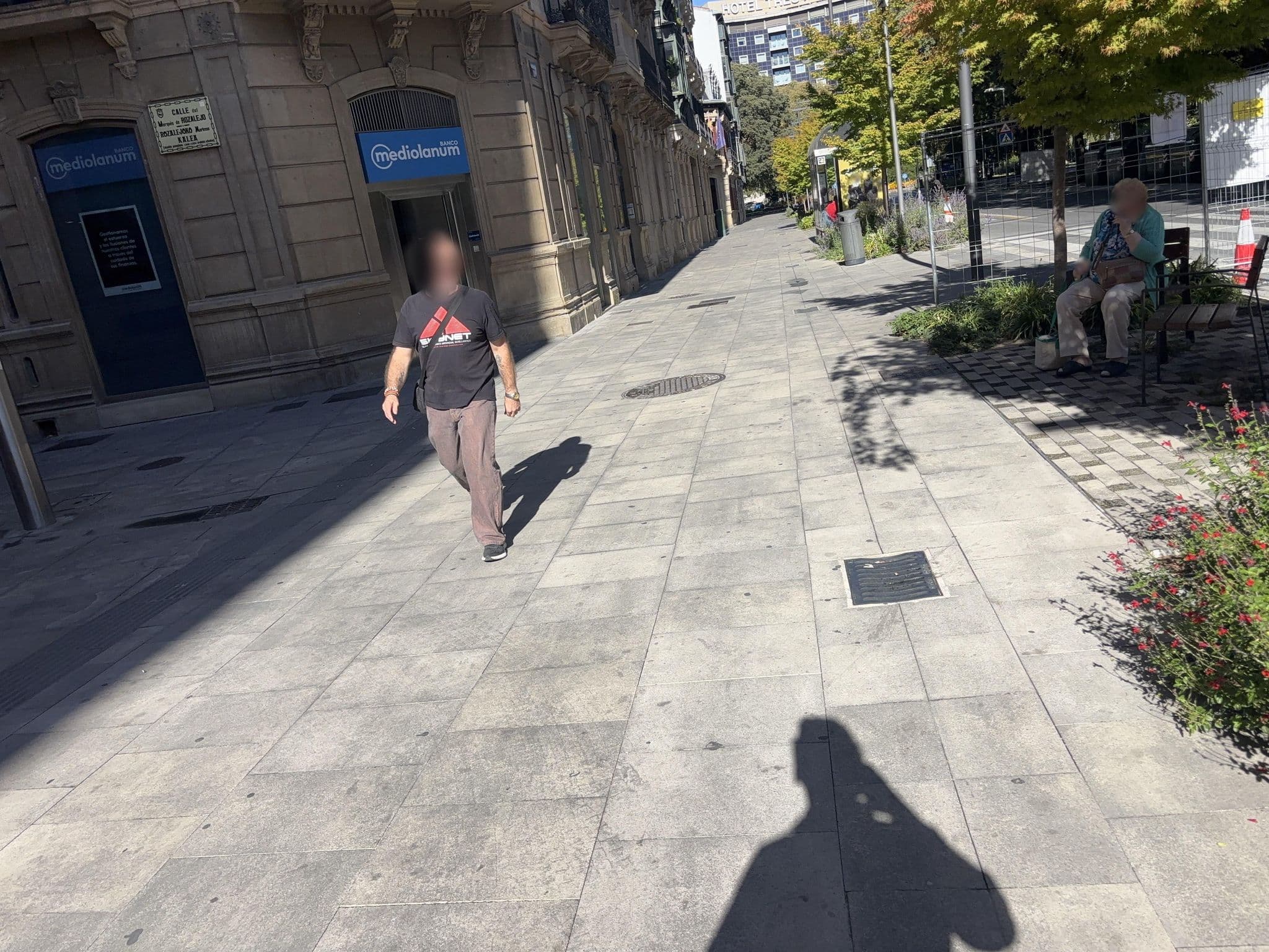 Street view near Hotel Ciudadela, Primer Ensanche — © robot8a (CC BY-SA · Mapillary)
