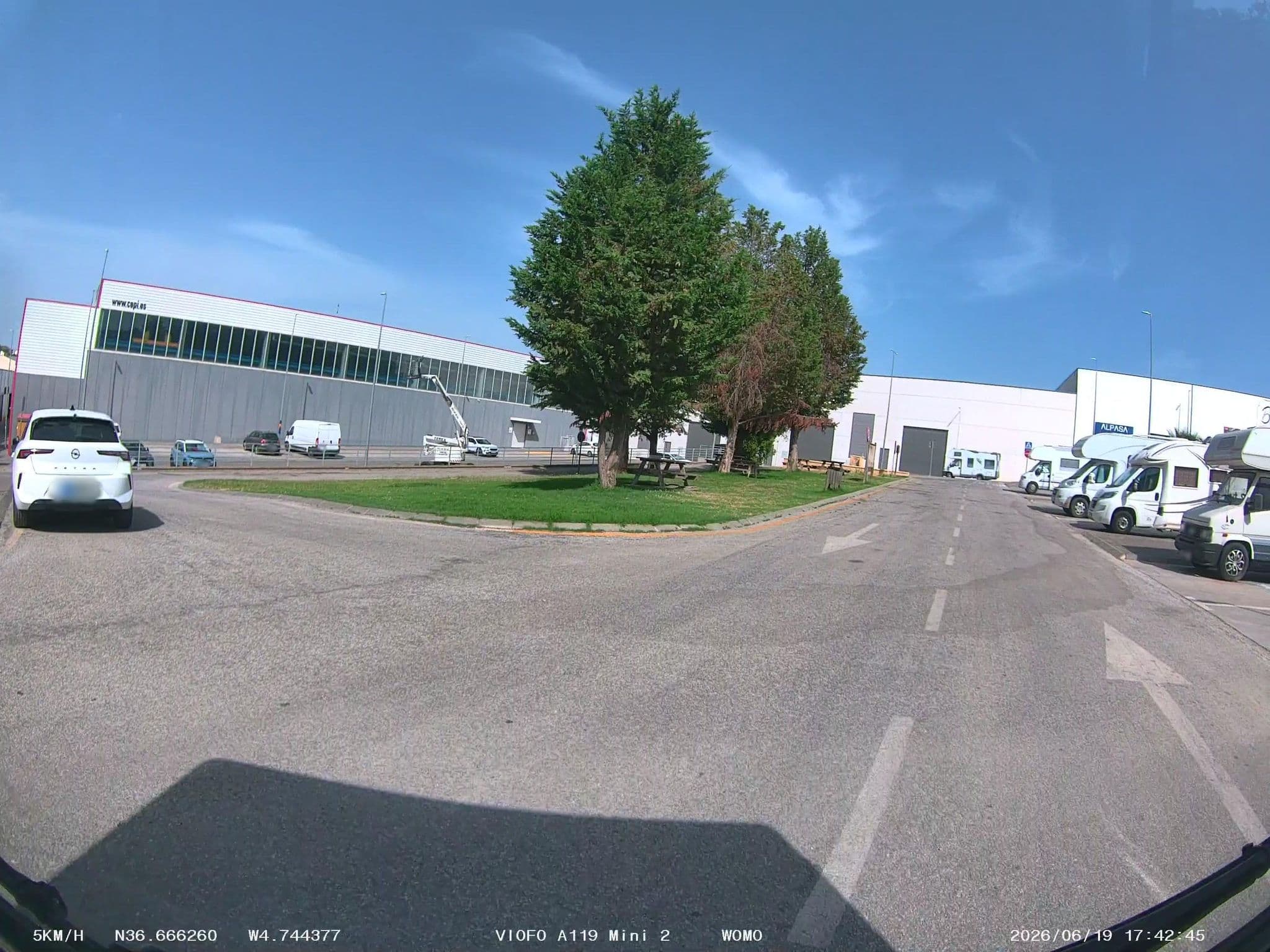 Street view near Área de Servicio Para Autocaravanas Caravanas, Coín — © soulcover (CC BY-SA · Mapillary)