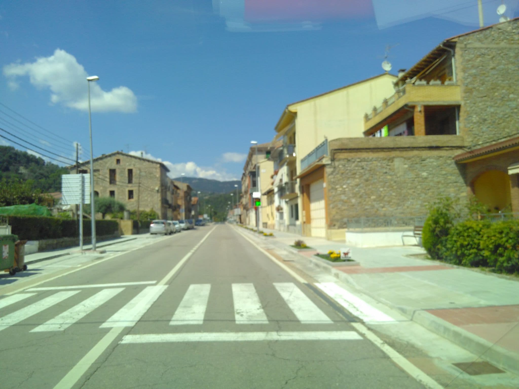 Street view near Àrea d'autocaravanes de Motesquiu, Vilaseca — © fermi_t (CC BY-SA · Mapillary)