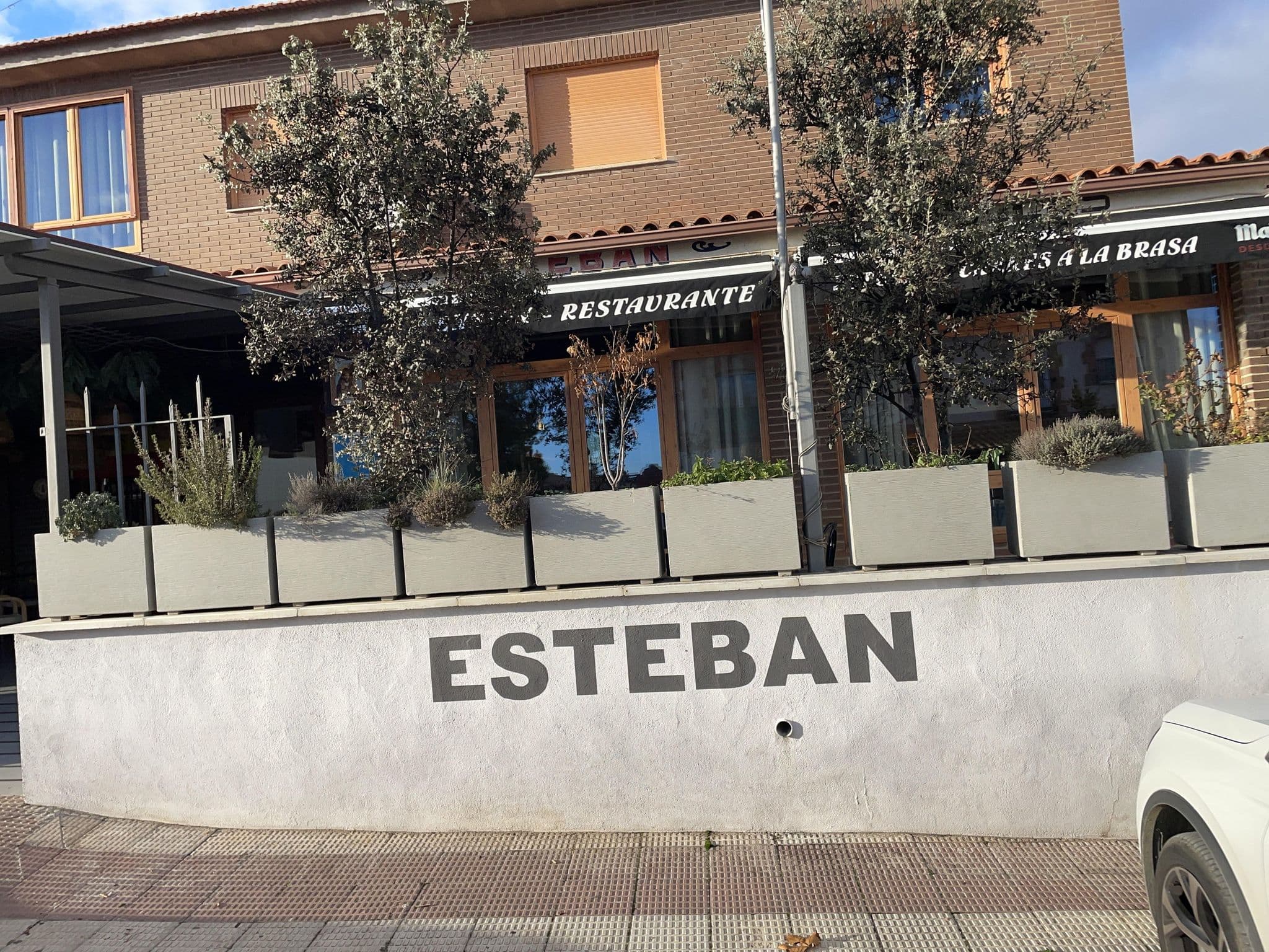Street view near Pensión Esteban, Urda — © seraq (CC BY-SA · Mapillary)