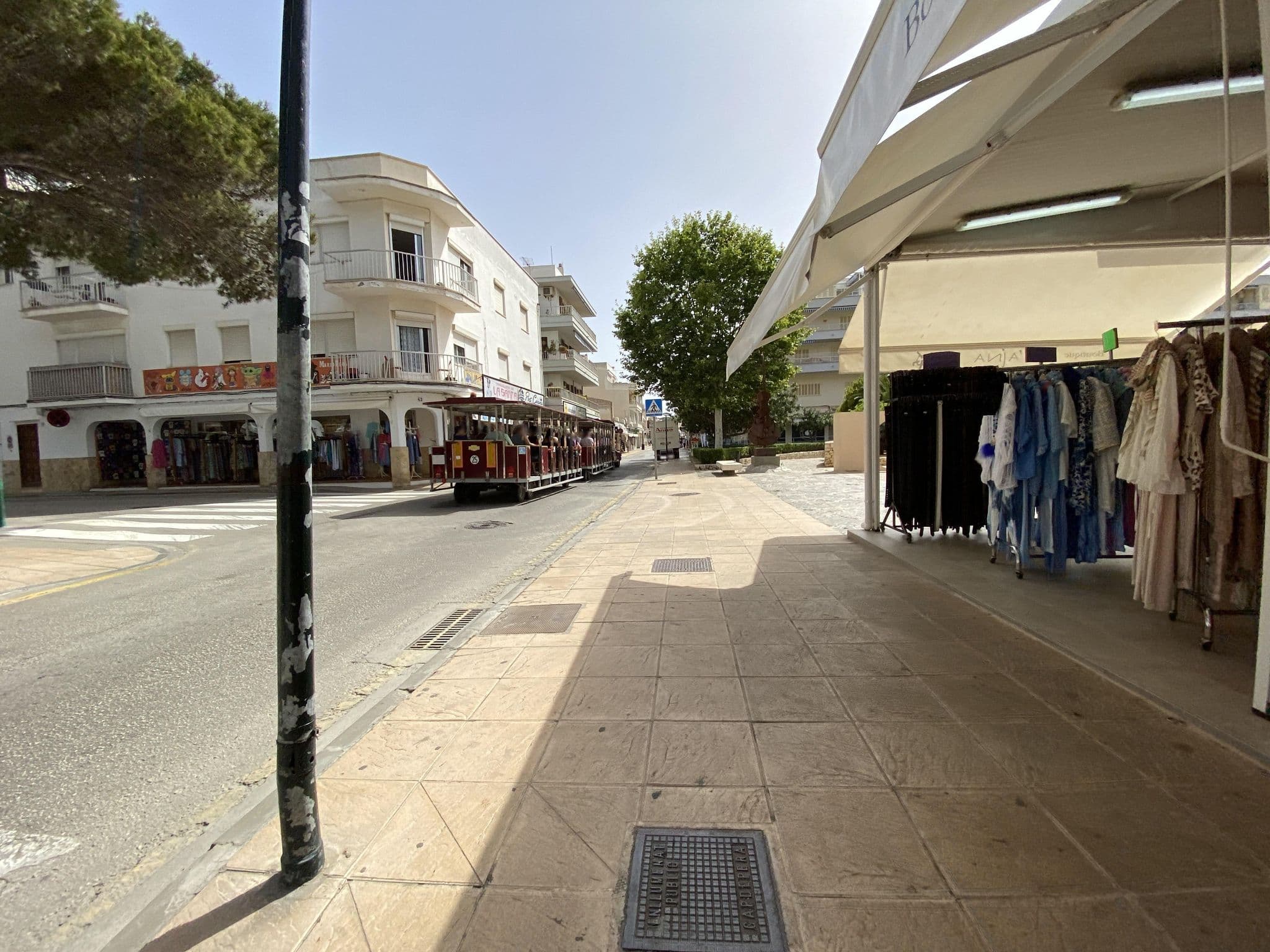 Street view near Onmood Cala Rajada, Cala Rajada — © vadi (CC BY-SA · Mapillary)
