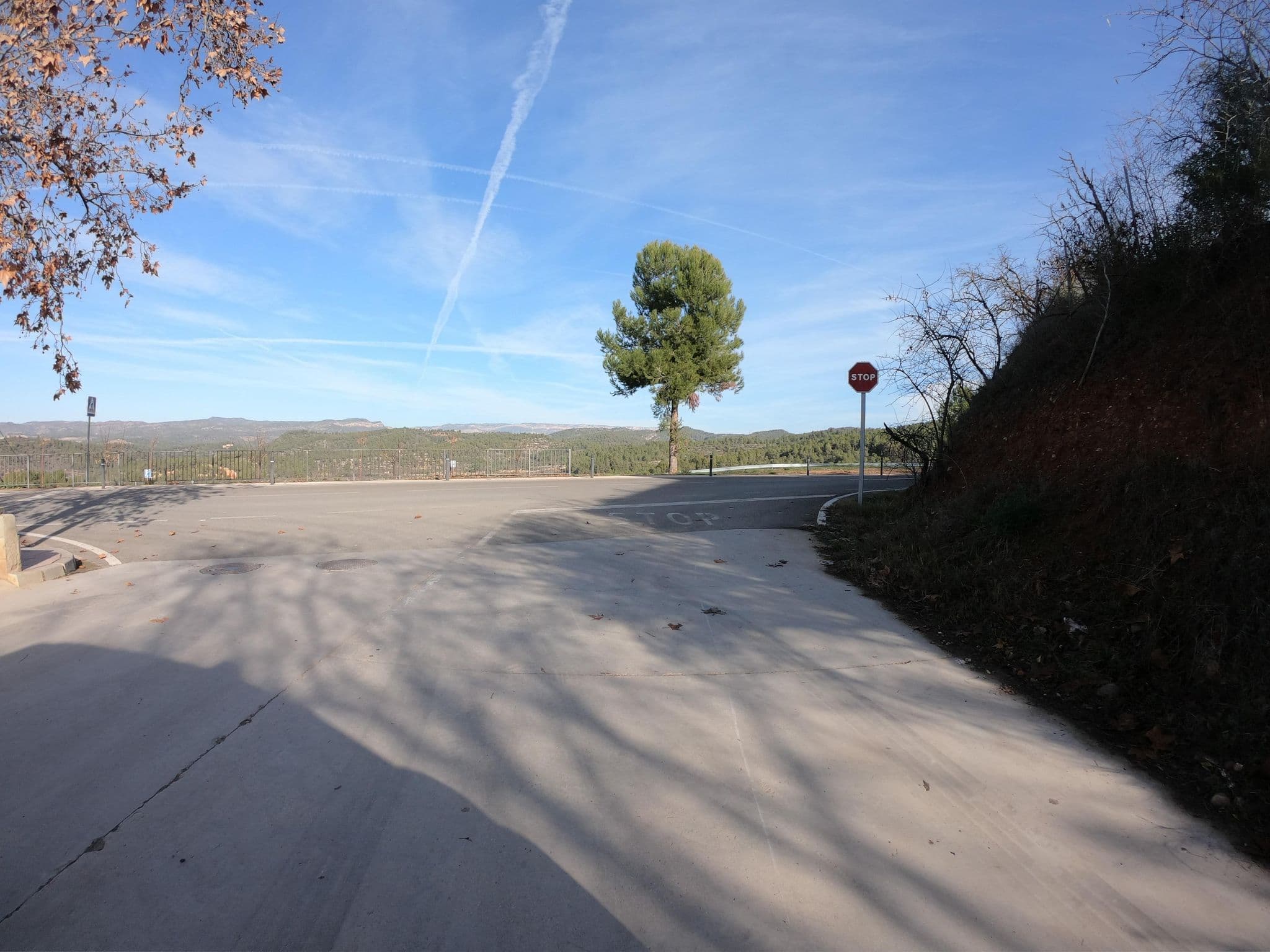 Street view near Àrea d’autocaravanes del Masroig, Falset — © joostjakob (CC BY-SA · Mapillary)