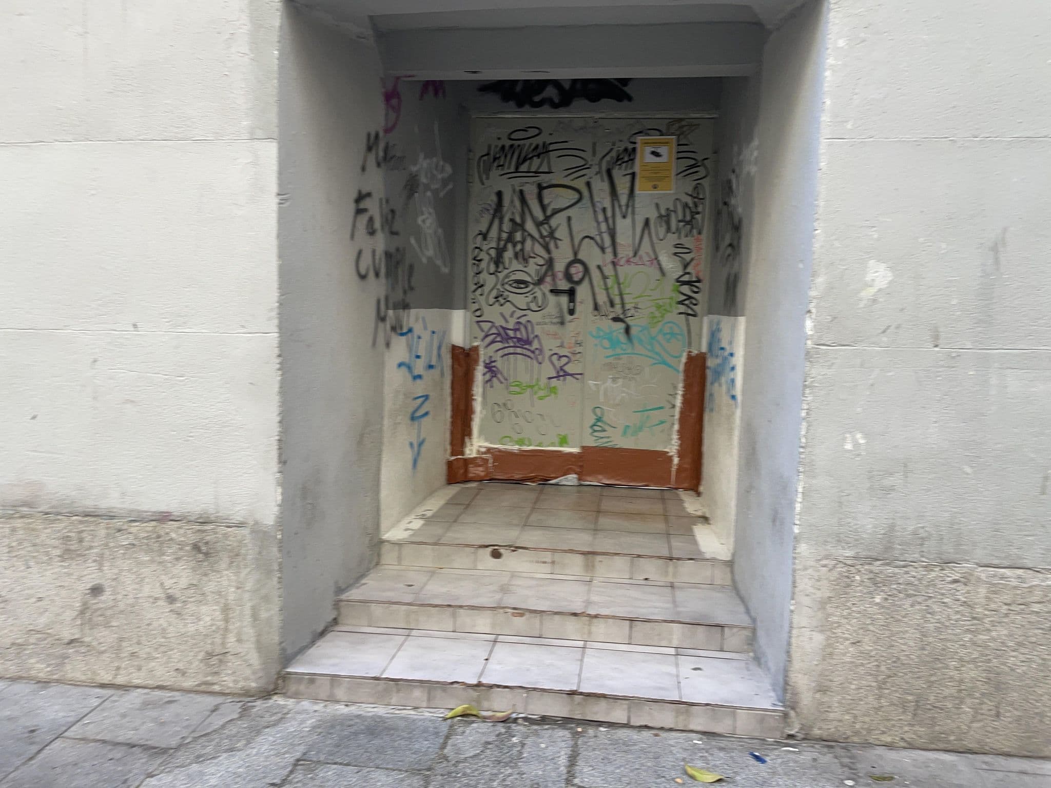 Street view near Soho Boutique Opera, Madrid Centro — © seraq (CC BY-SA · Mapillary)