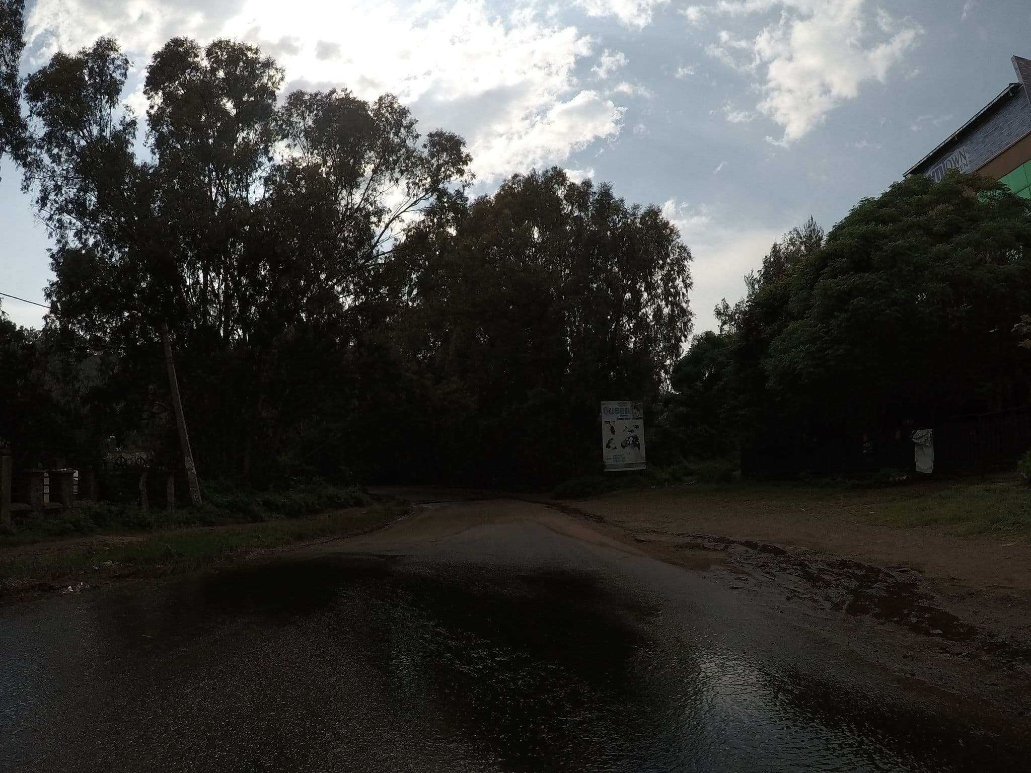 Street view near Downtown Queens, Gonder — © eneerhut (CC BY-SA · Mapillary)