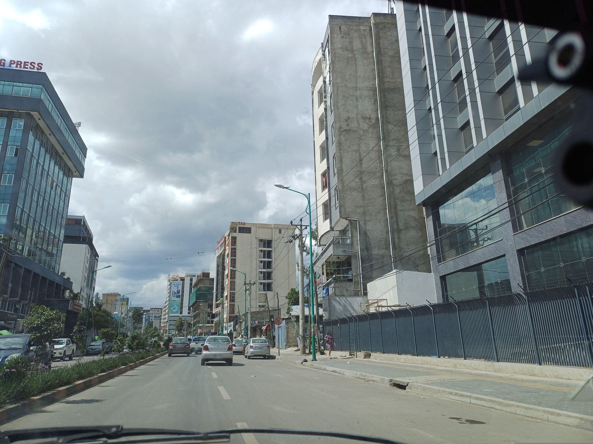 Street view near Luhena Hotel - Cafe, Bar and Restaurant, Addis Ababa — © Agraw (CC BY-SA · Mapillary)
