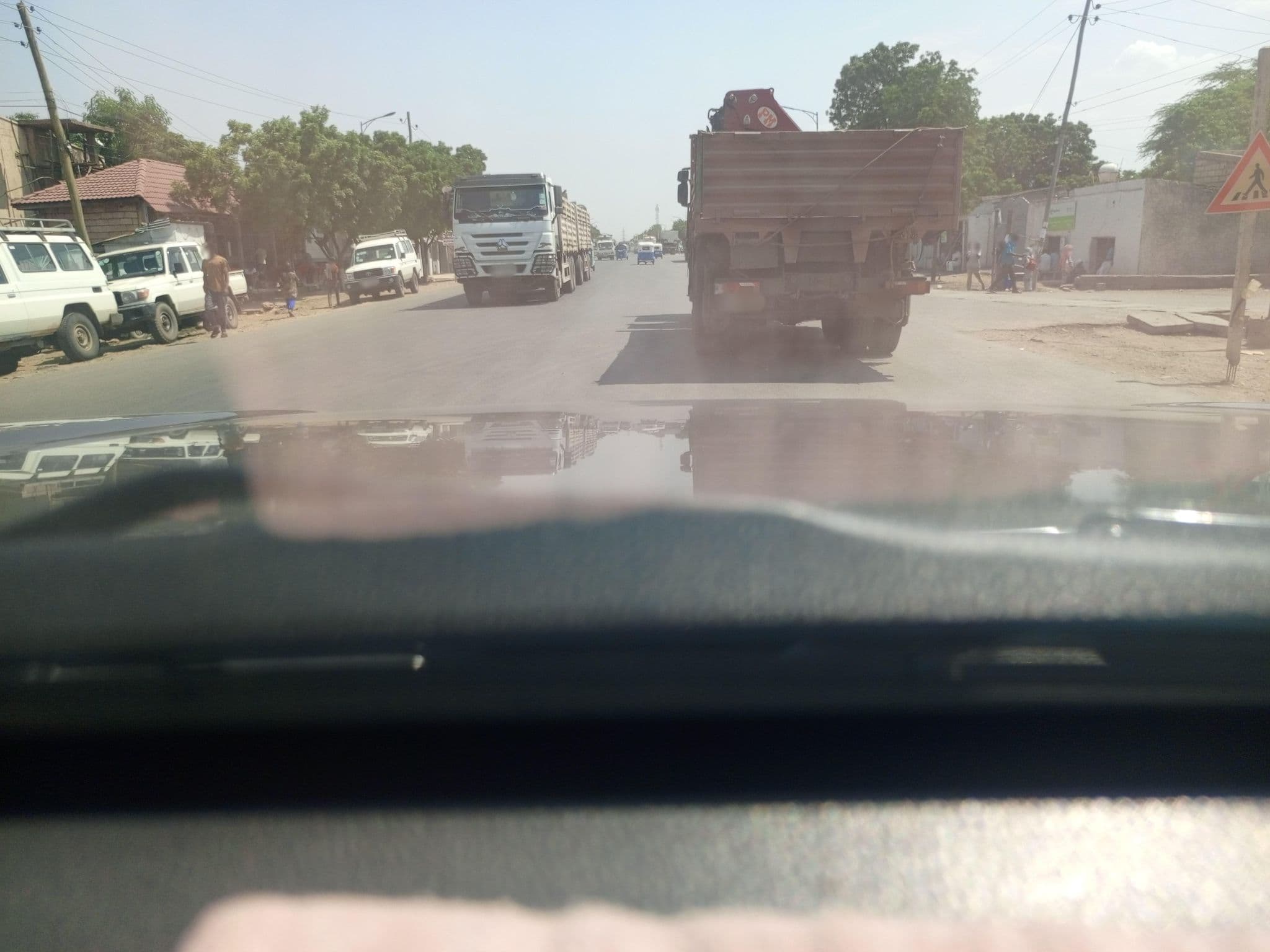 Street view near Park Hotel & Restaurant, Āwash — © Mekedes (CC BY-SA · Mapillary)
