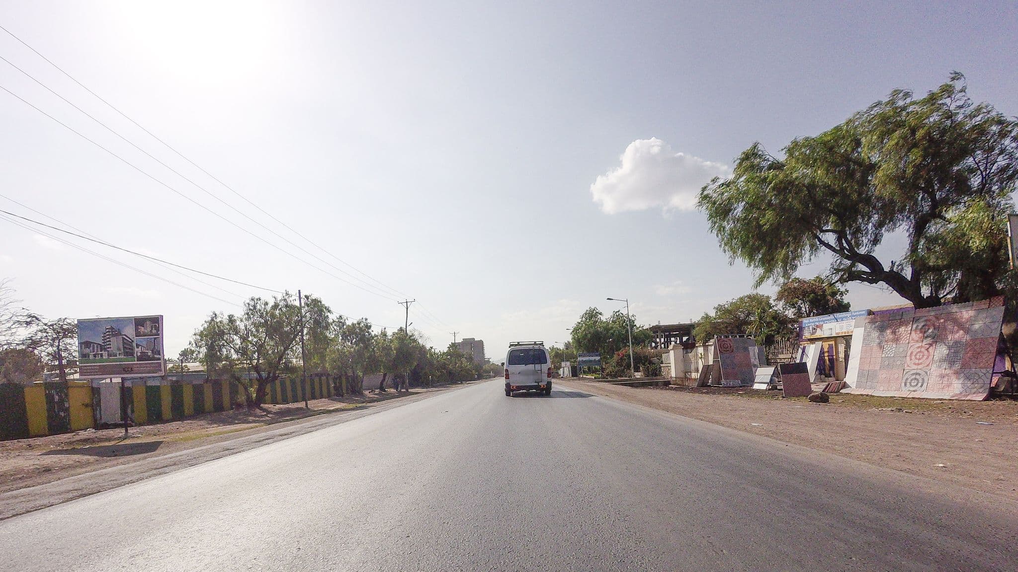 Street view near Edle Pension, Bishoftu — © esario (CC BY-SA · Mapillary)