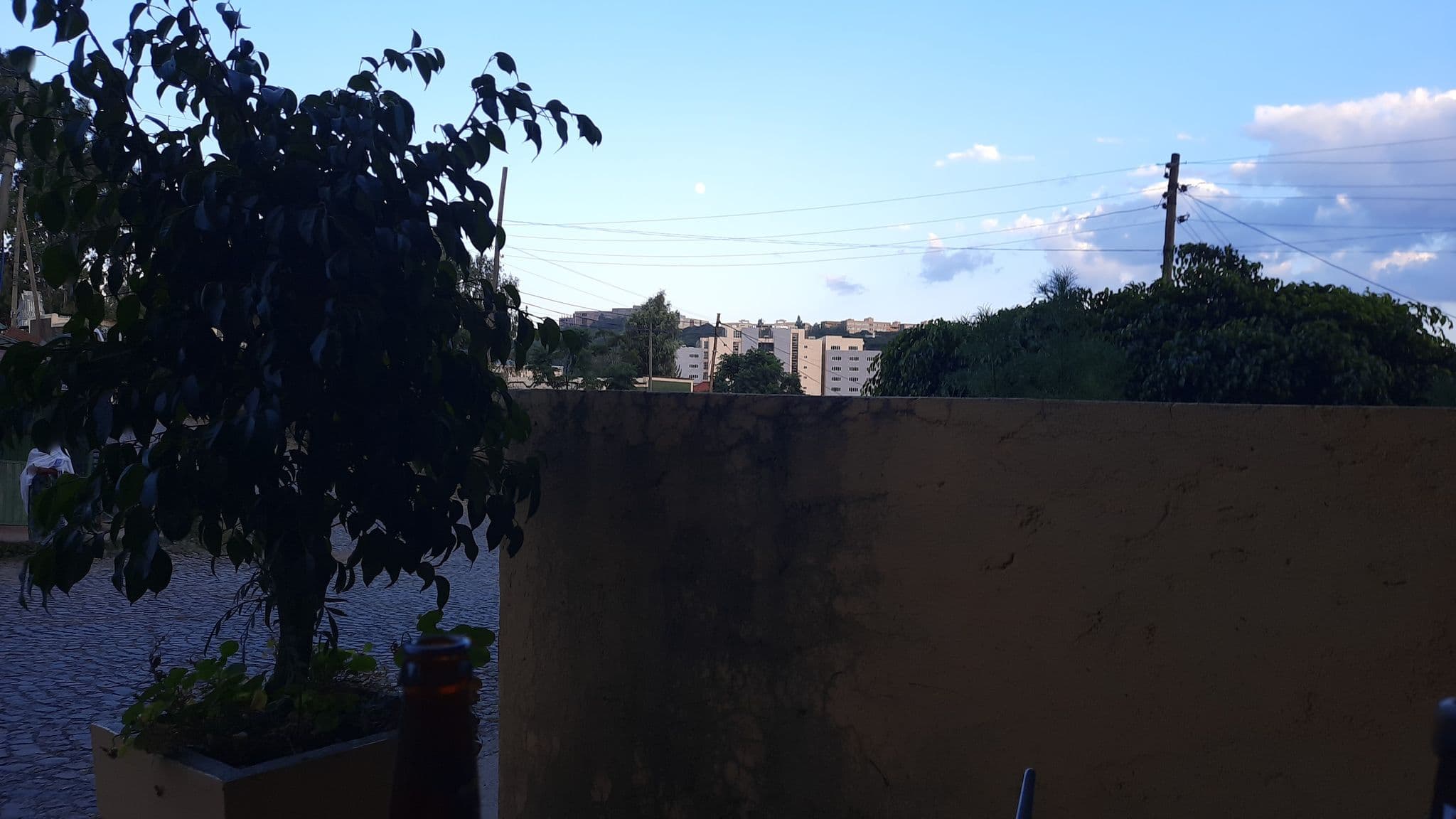 Street view near Zobel Hotel, Gonder — © siltan (CC BY-SA · Mapillary)