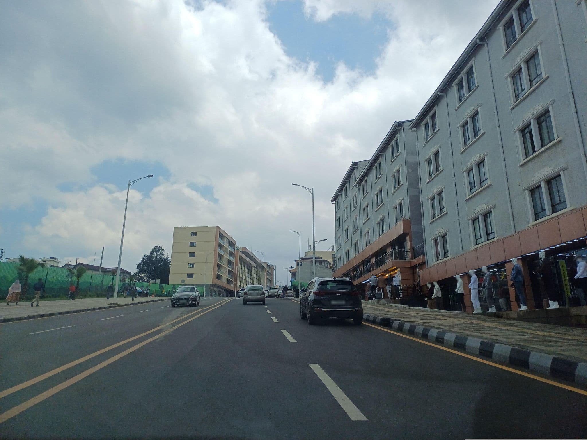 Street view near ፒያሳ ቀበሌ 10 ኮንደሚኒየም, Addis Ababa