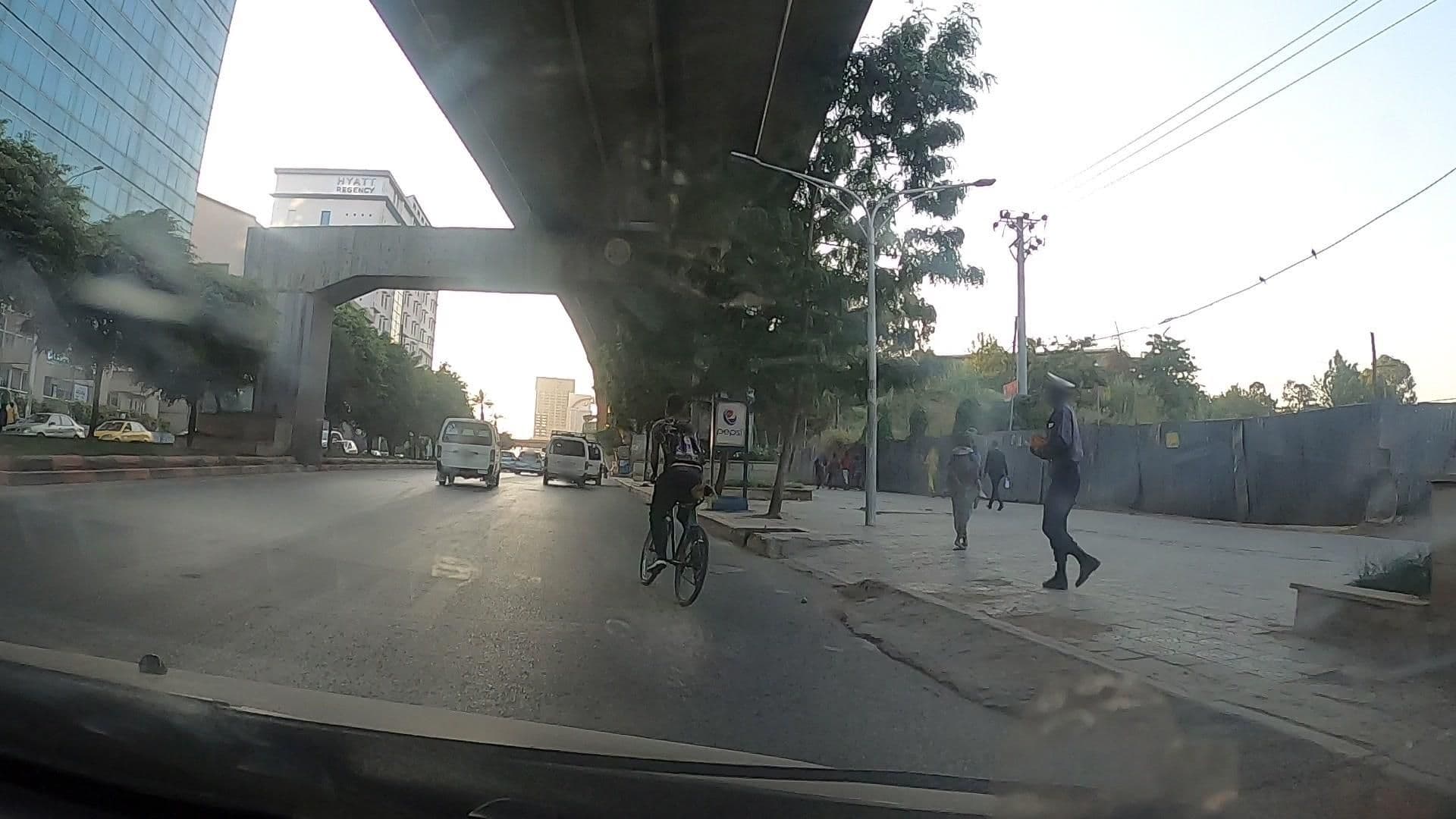 Street view near Marriott Executive Apartments, Addis Ababa
