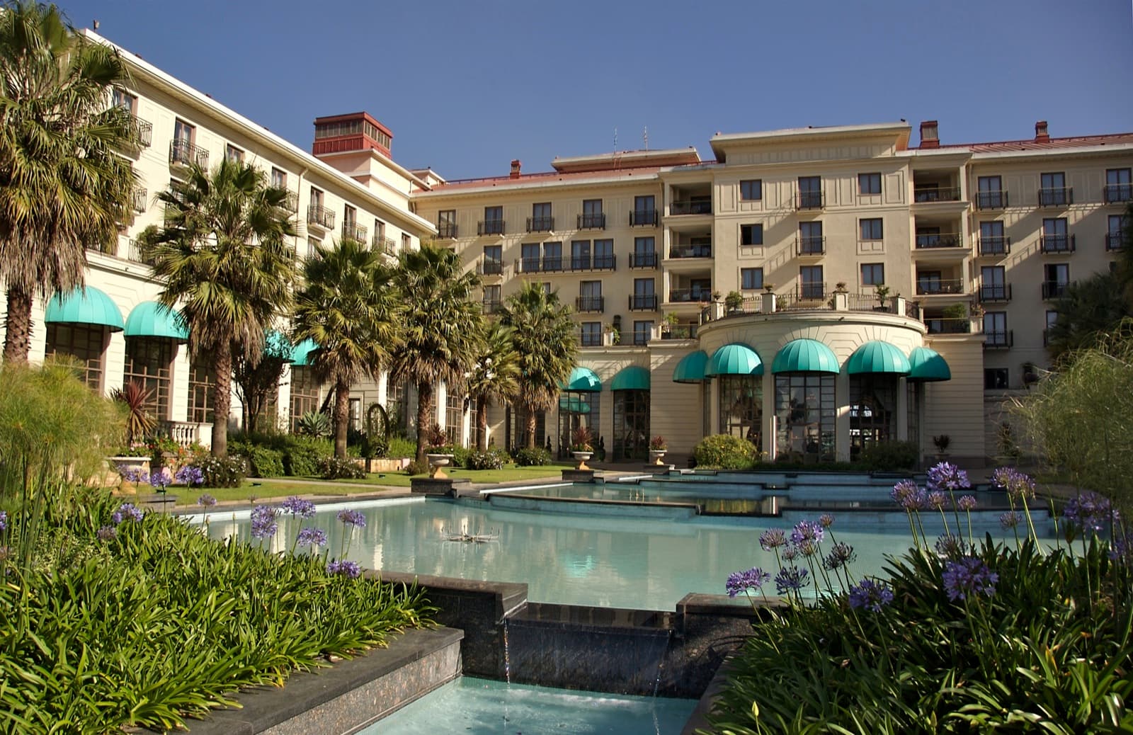 Sheraton Addis (via Wikimedia Commons, CC BY 2.0)