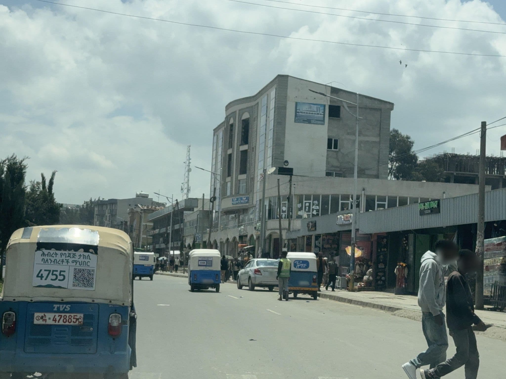 Street view near Bernos Hotel, Debre Birhan — © FitsumN (CC BY-SA · Mapillary)