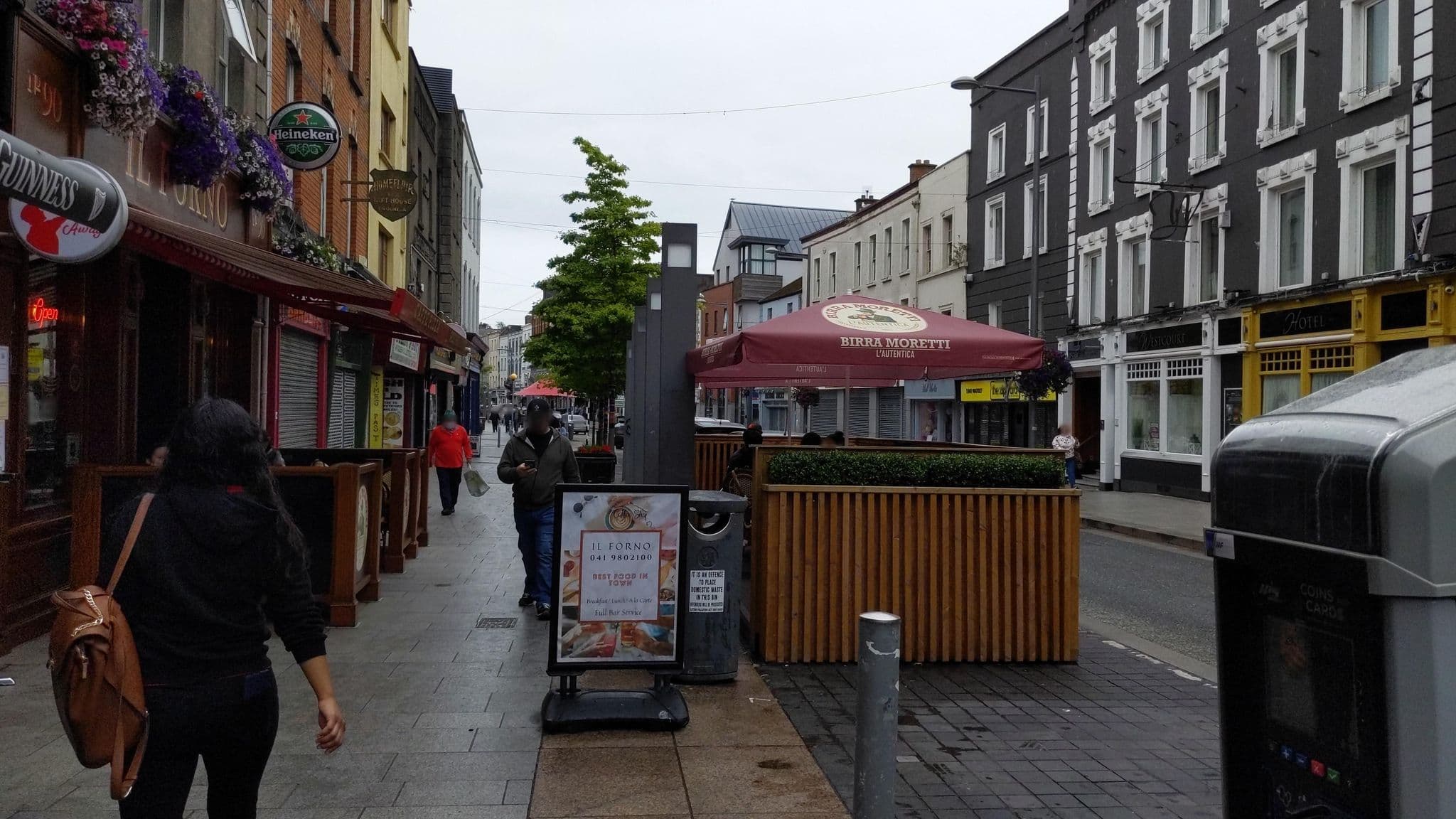Street view near Westcourt Hotel, Drogheda — © cutefemboy (CC BY-SA · Mapillary)