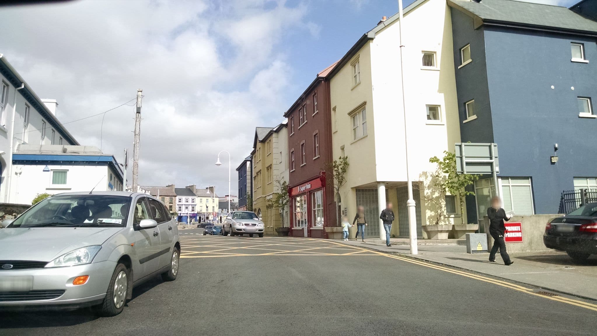 Street view near Seamist House B&B, Clifden — © stephanep (CC BY-SA · Mapillary)