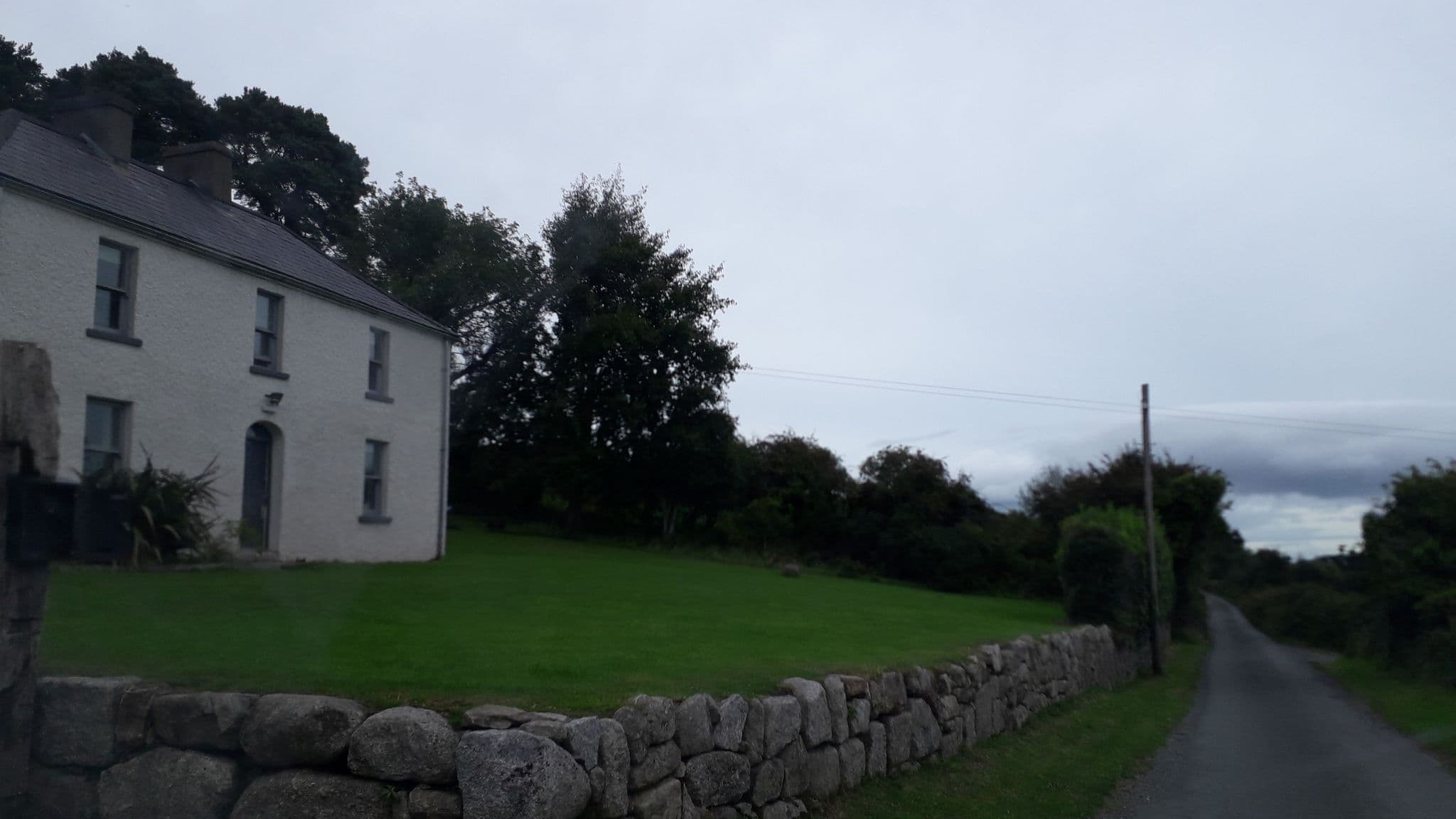 Street view near Knockree Youth Hostel, Enniskerry — © lineo (CC BY-SA · Mapillary)