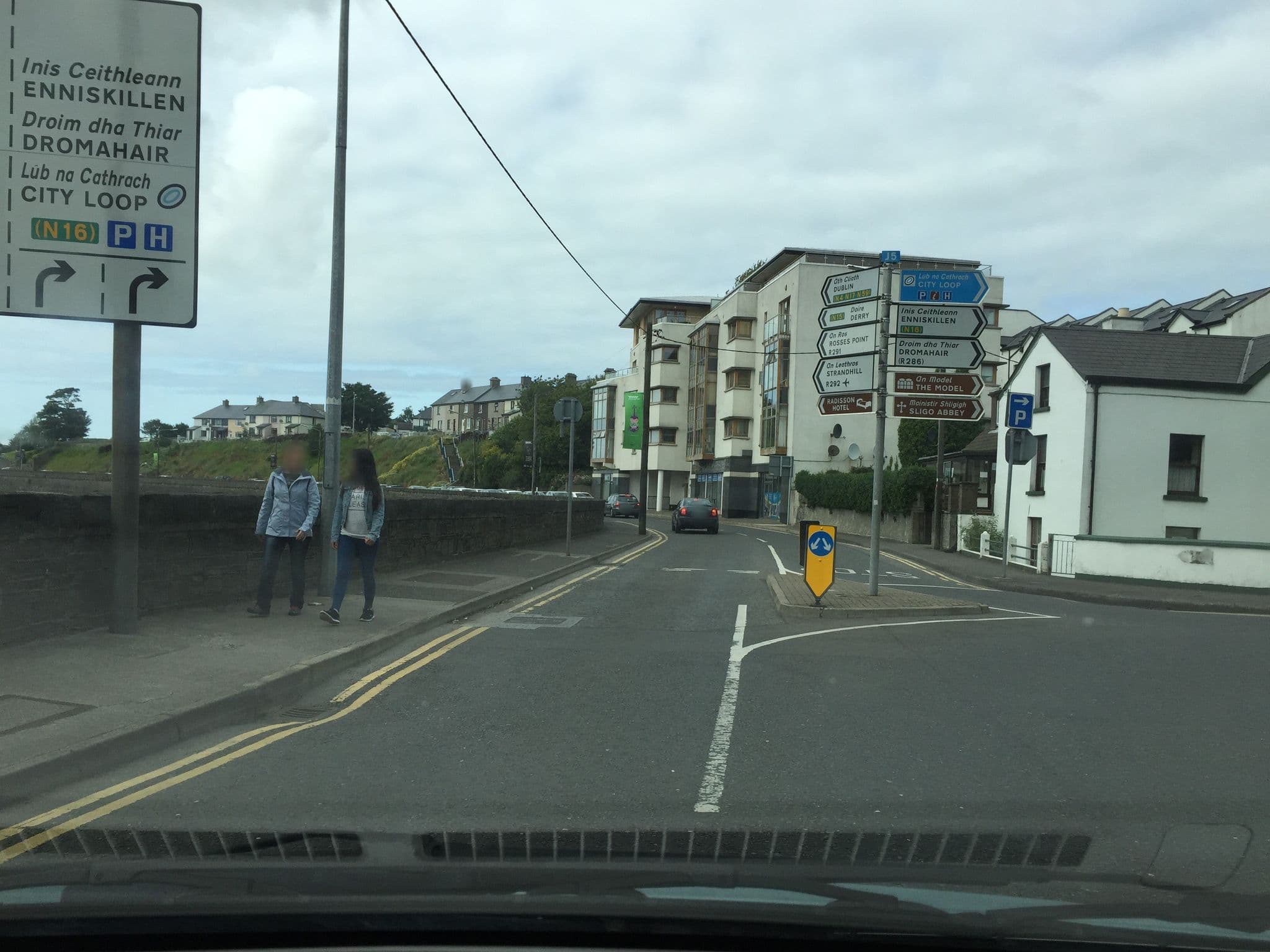 Street view near The White House Hostel, Sligo — © noelb (CC BY-SA · Mapillary)