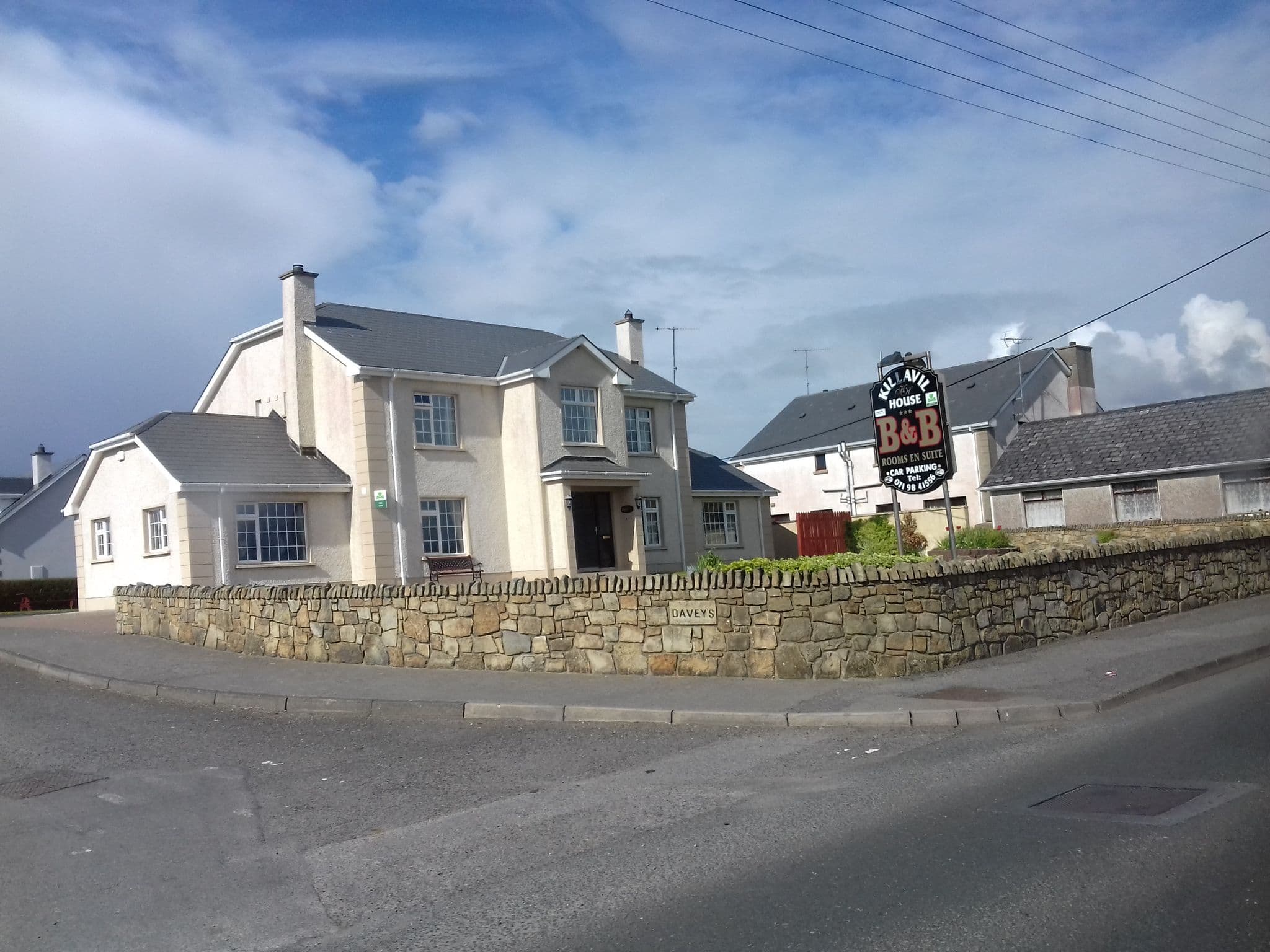 Street view near Augusta, Bundoran — © debigc (CC BY-SA · Mapillary)