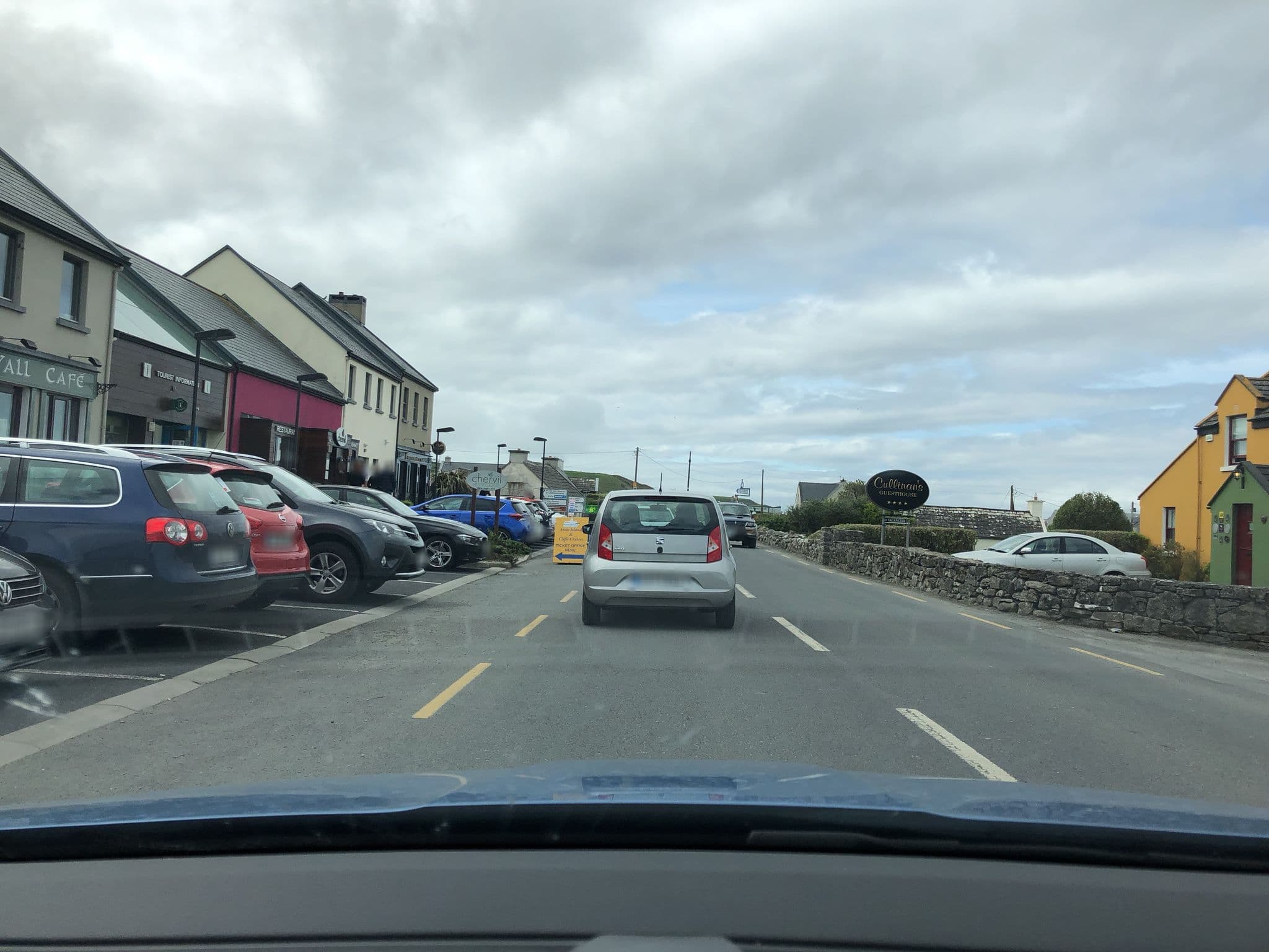 Street view near Hotel Doolin, Ennistimon