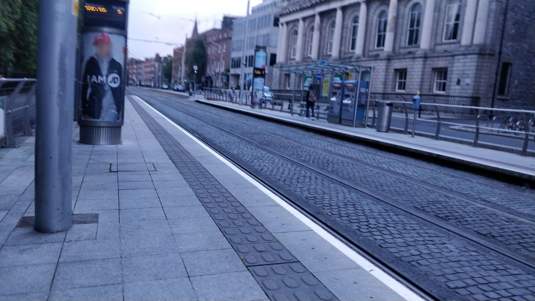 Street view near Fitzwilliam Hotel, Dublin — © brianh (CC BY-SA · Mapillary)