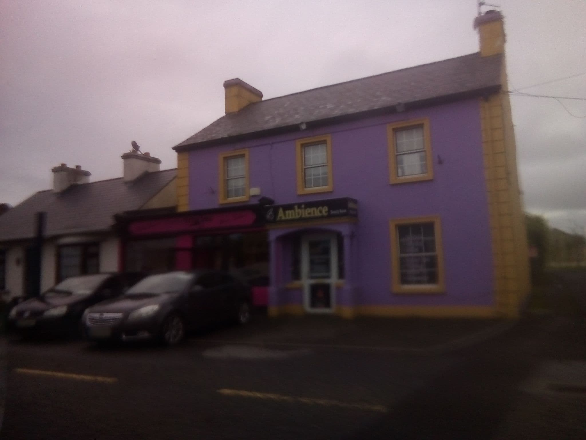 Street view near Shannonside, Longford — © topsqn (CC BY-SA · Mapillary)