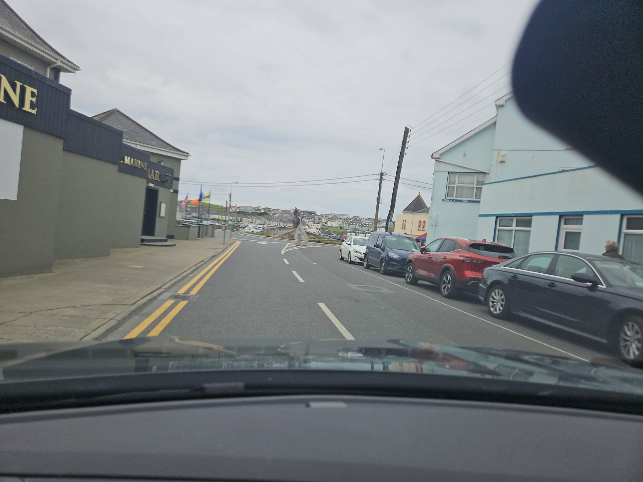 Street view near Marine Hotel, Kilkee — © toho (CC BY-SA · Mapillary)