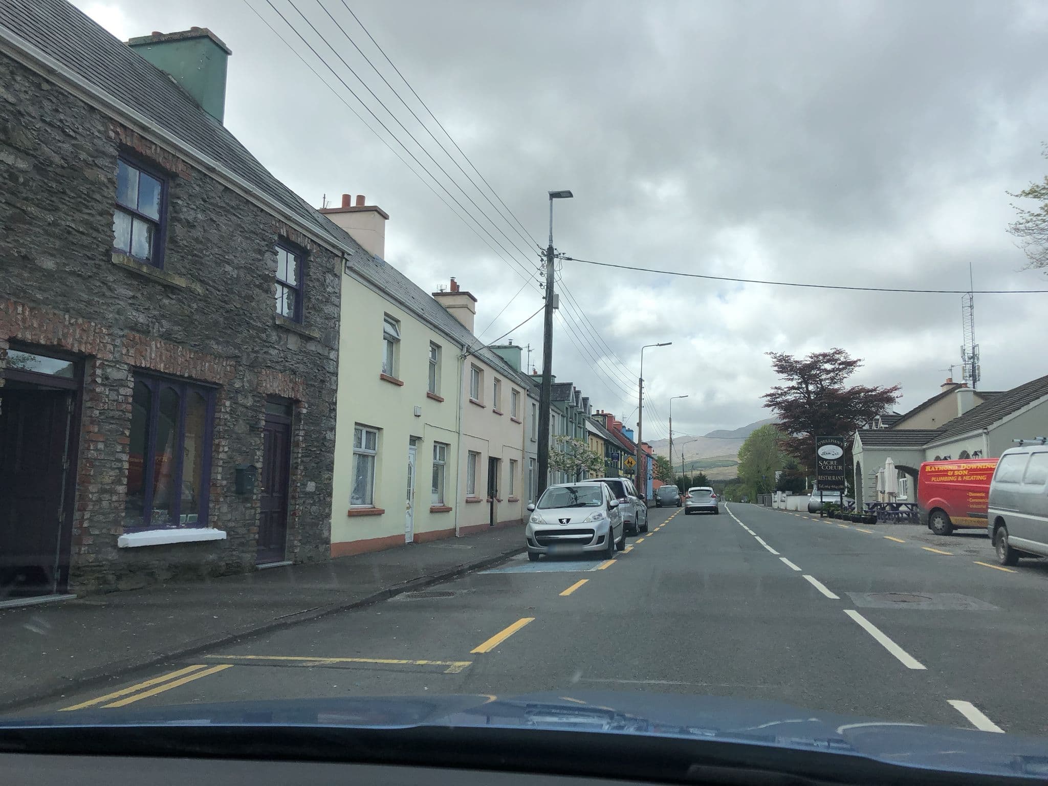 Street view near The Stone House, Kenmare — © stefan005 (CC BY-SA · Mapillary)