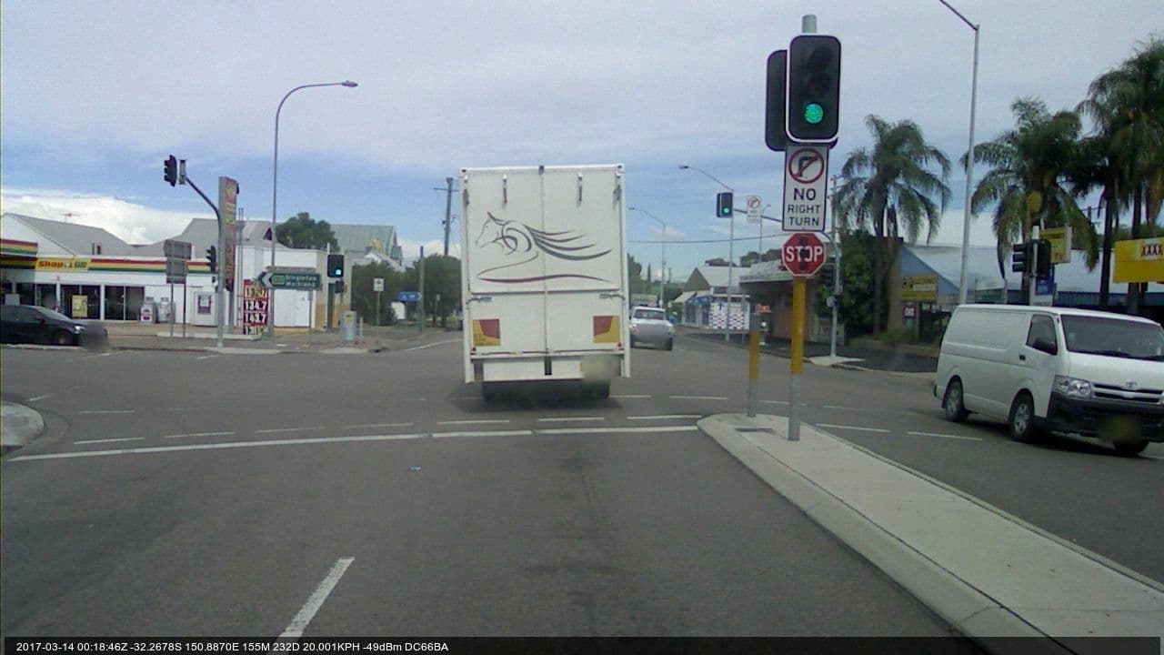 Street view near Valley Hotel Motel, Muswellbrook — © bob3bob3 (CC BY-SA · Mapillary)